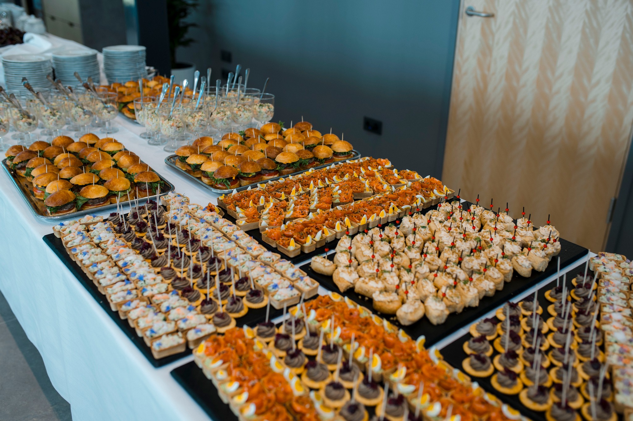 Saka Mõisa restorani suupisted