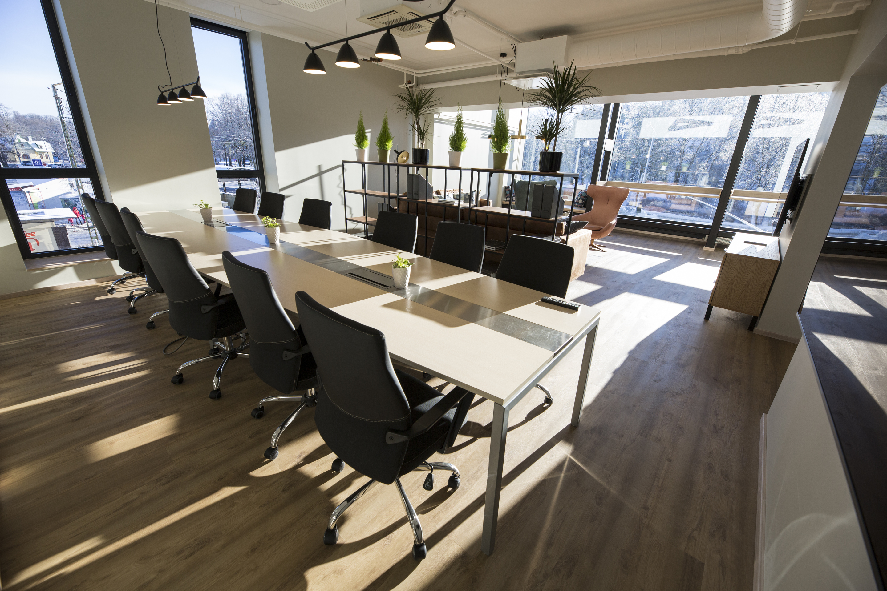 Valgusküllane ja avar lounge 20-le