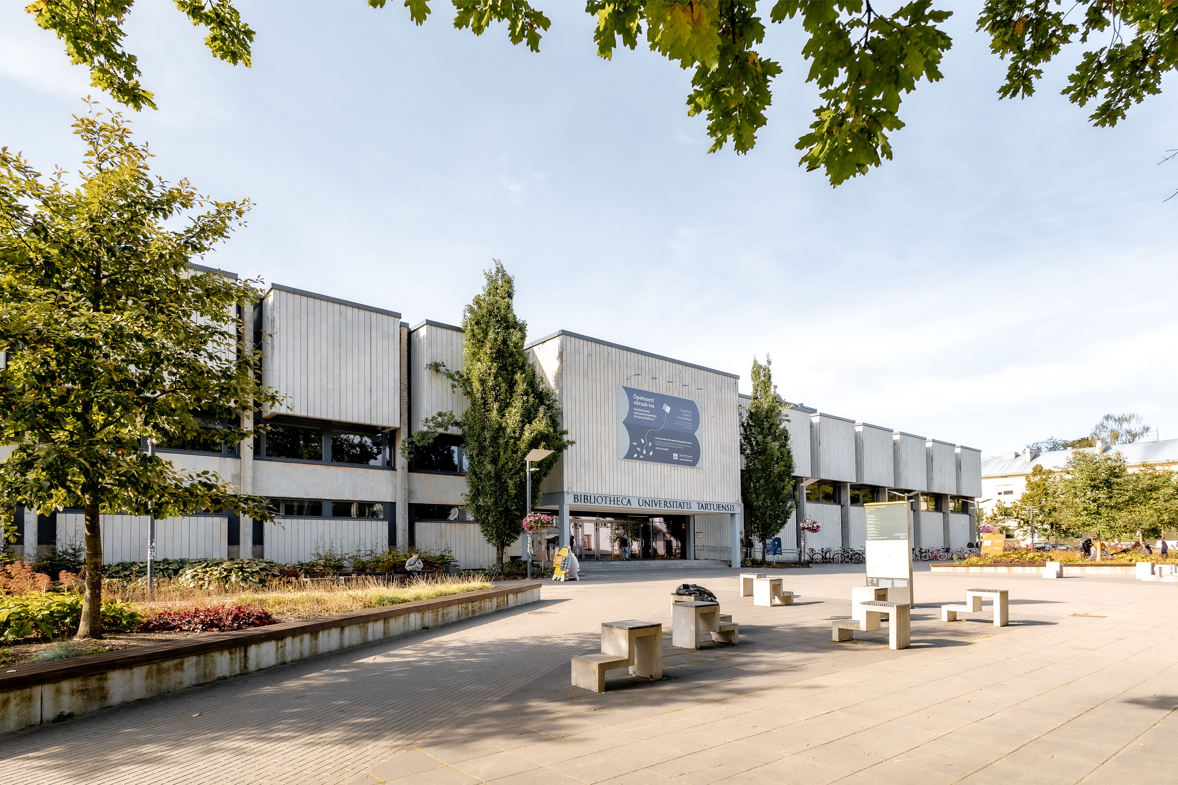 Tartu Ülikooli raamatukogu kui Tartu süda