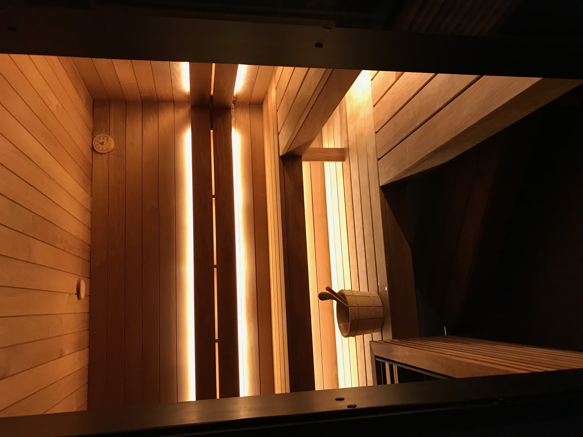 Peale leili Lodjakoja saunas saad otse Jõkke või jääauku hüpata