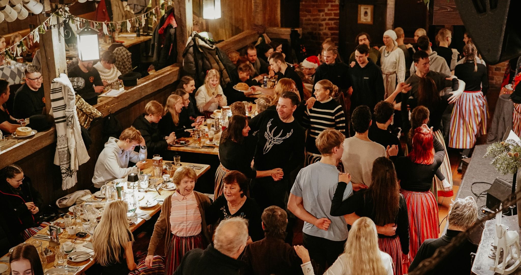 Tartu restoran Püssirohukelder onkogunemispaik