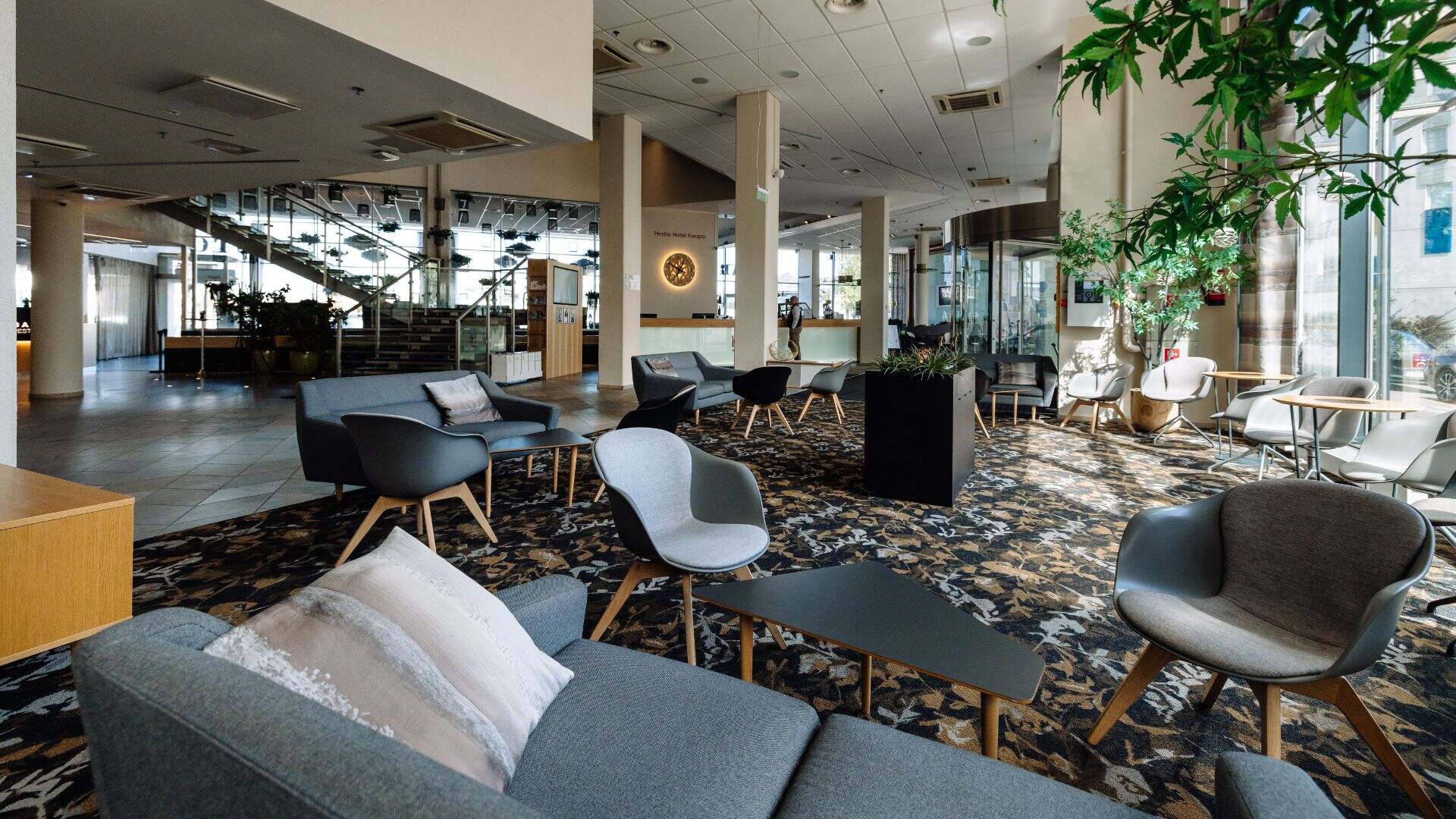 Hestia Hotel Europa lobby