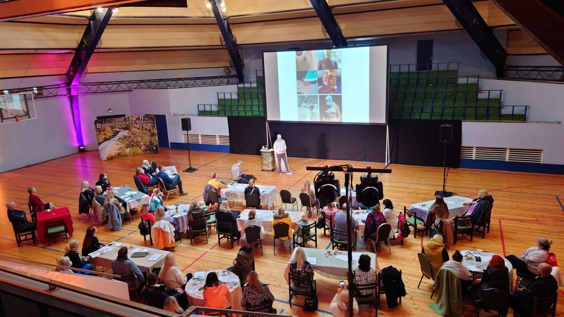 Okta Centrumi saalis seminar