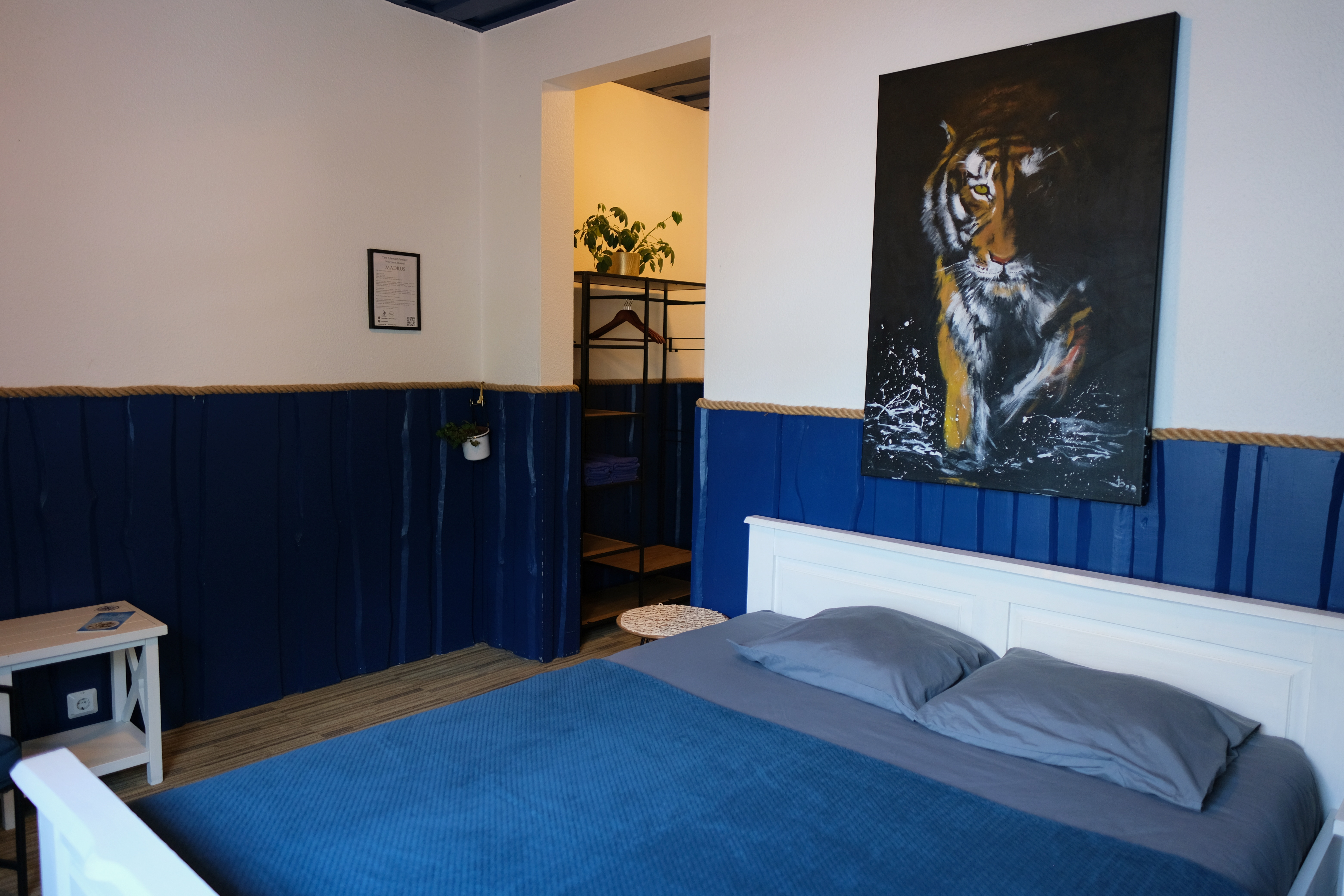 Majutus Lahemaa Rahvuspargis Wirkes' hotellis, tuba Madrus merevaatega Vergi Sadamas