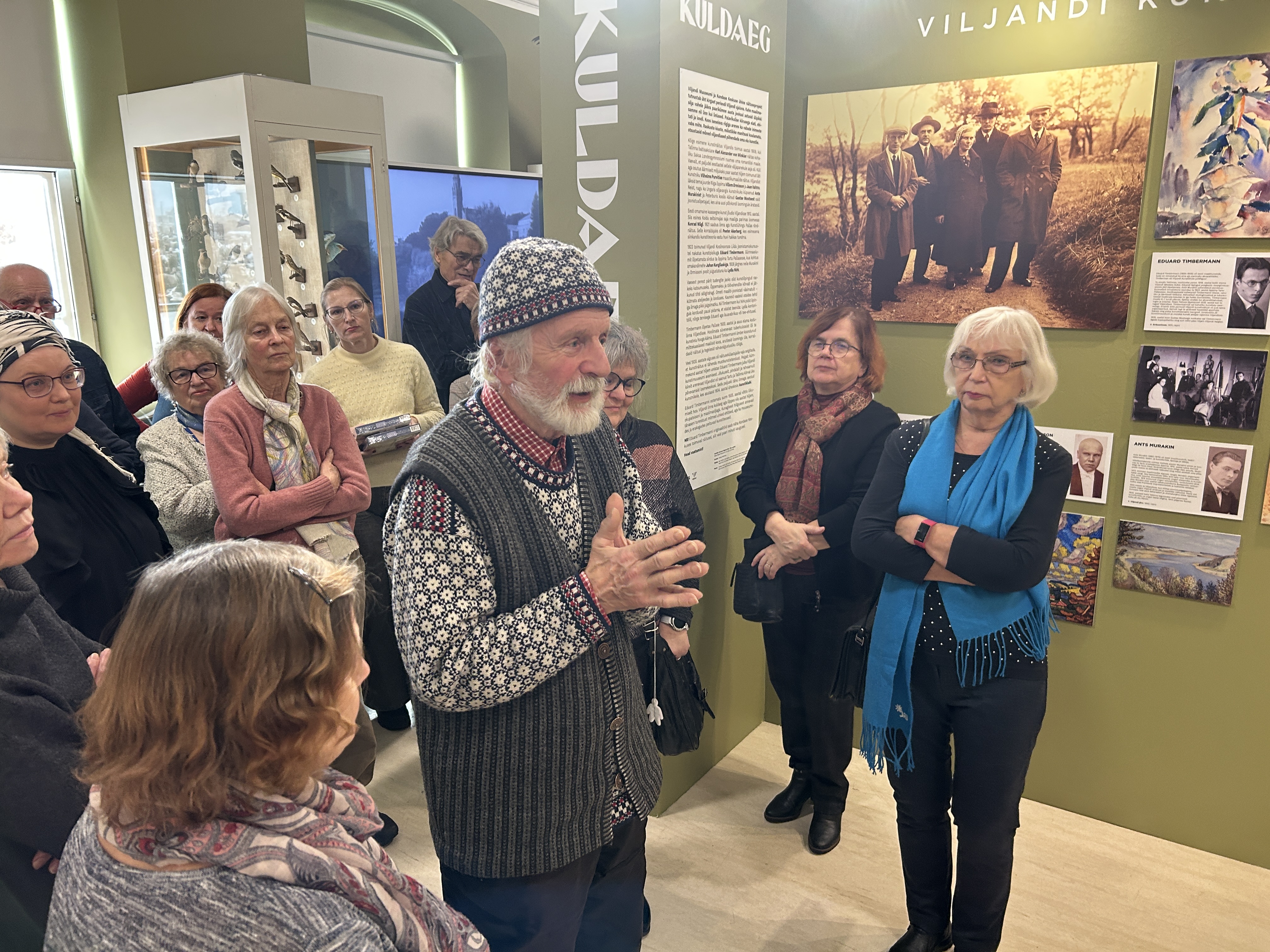 Mark Soosaar näituse avamisel