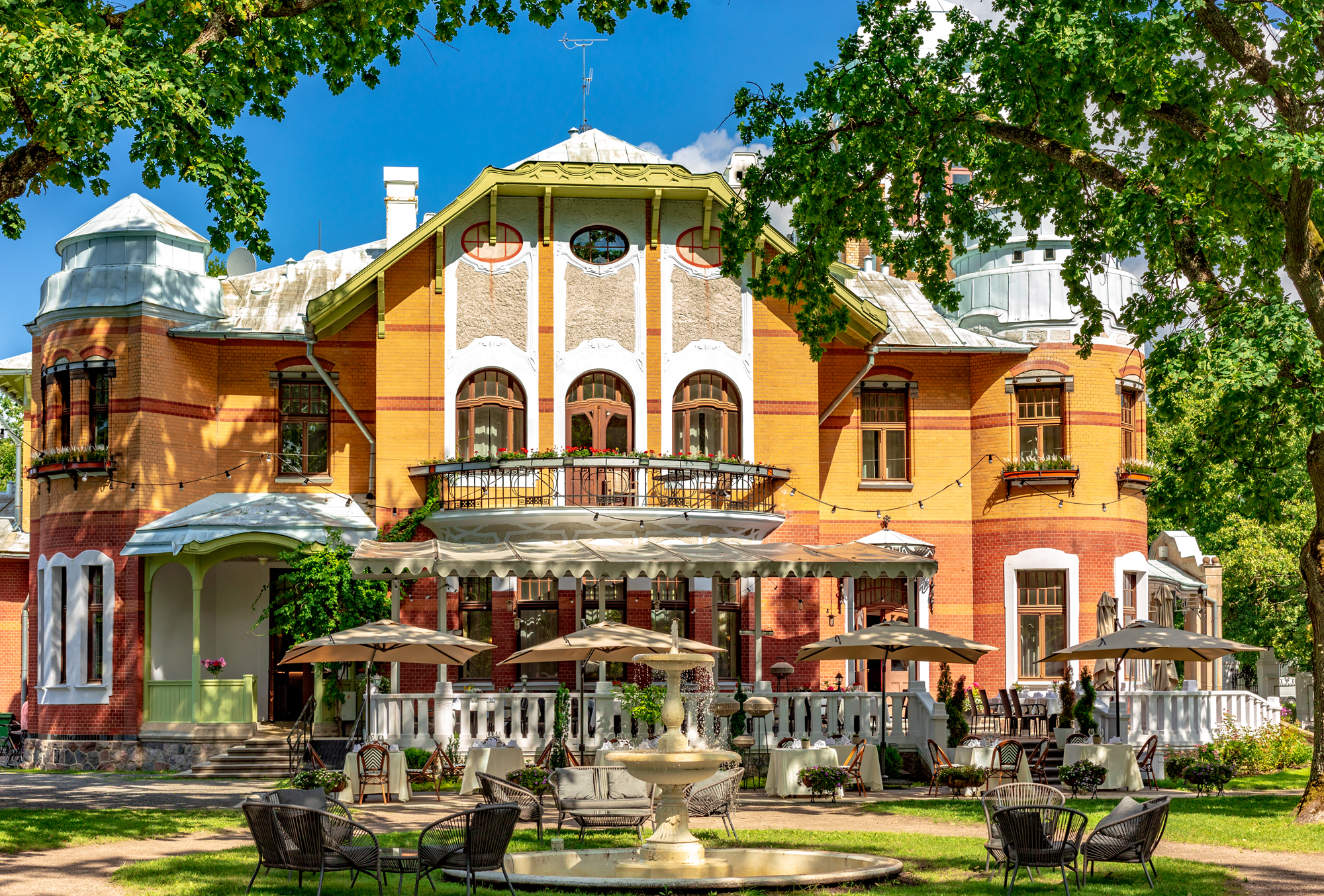 Villa Ammende restoran ja hotell Pärnus