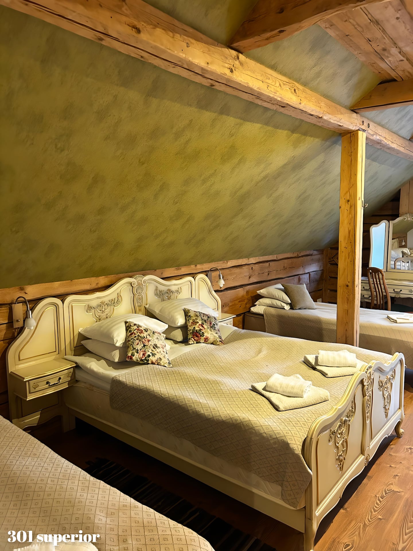 301 superior peretuba 4'le