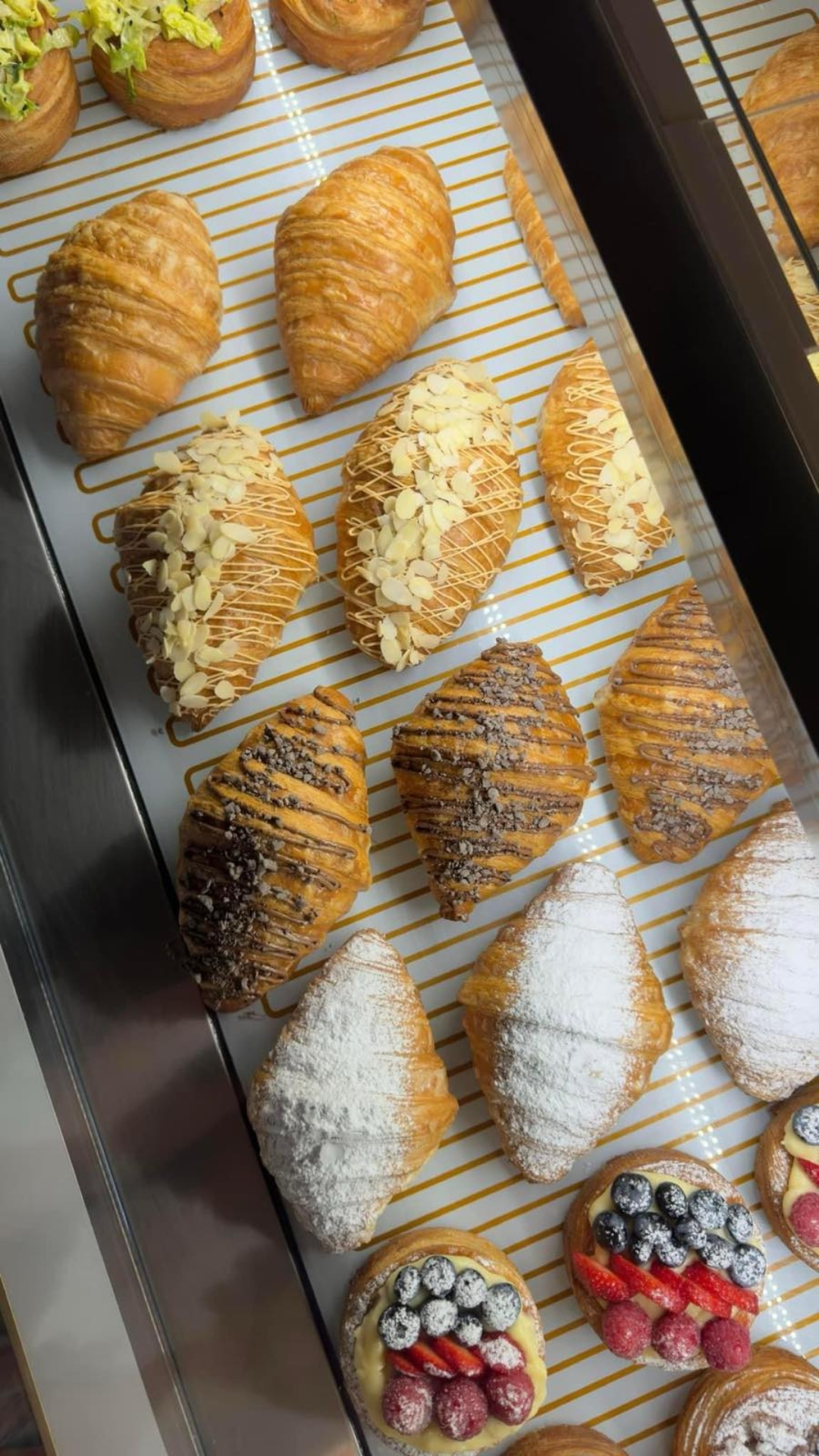 MyCaken kahvilan ranskalaistyyliset leivonnaiset