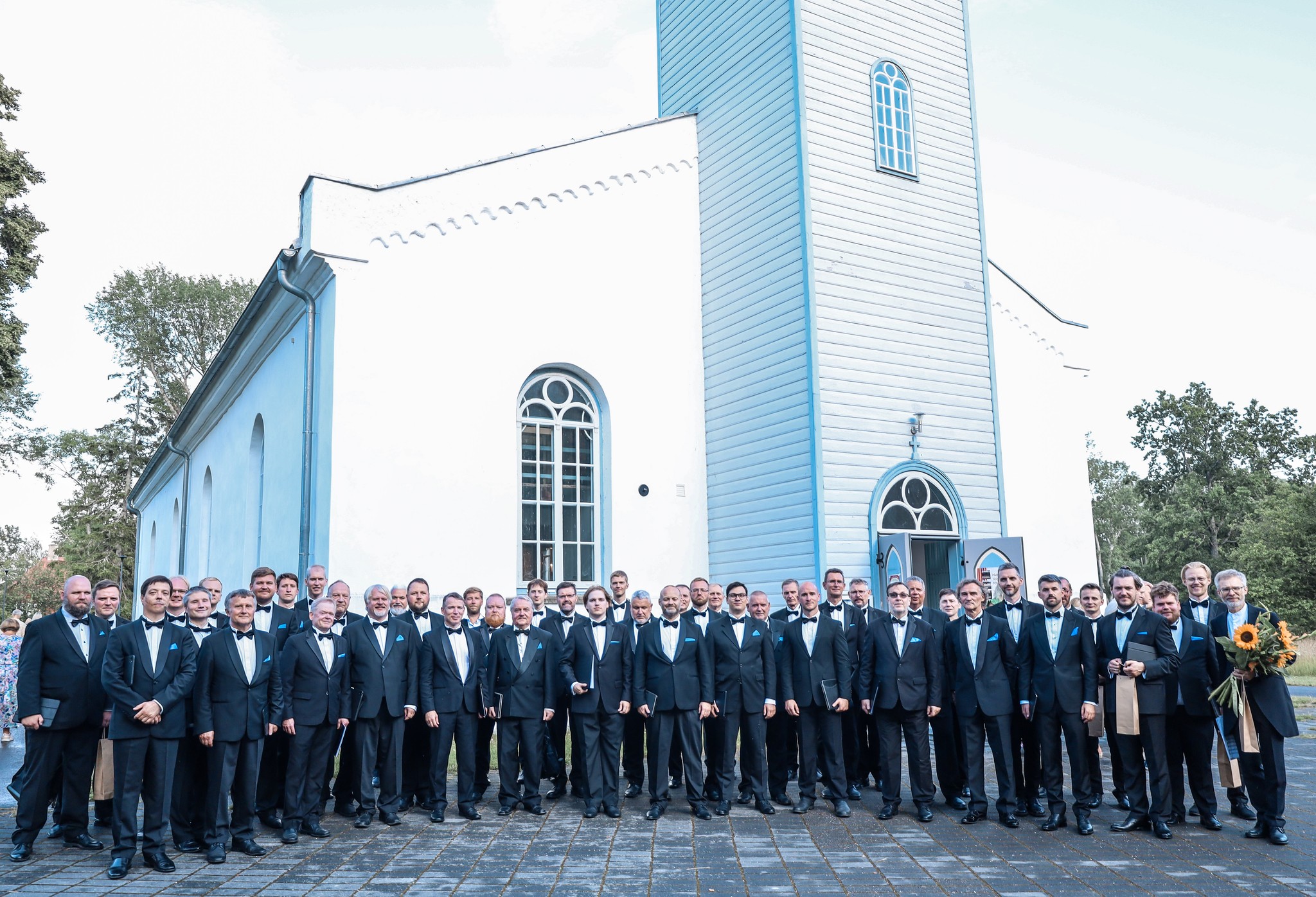 Eeesti Rahvusmeeskoor Pühalepa muusikafestivalil