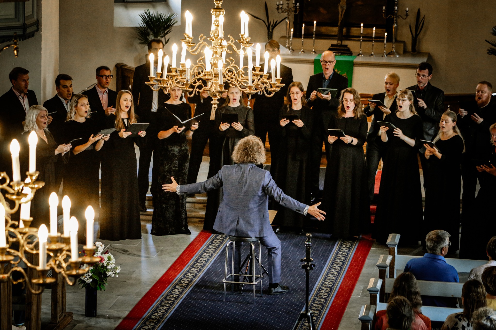 Pühalepa Music Festival, which takes place on Hiiumaa, focuses on the works of both old-school and contemporary composers. During three days, the fest