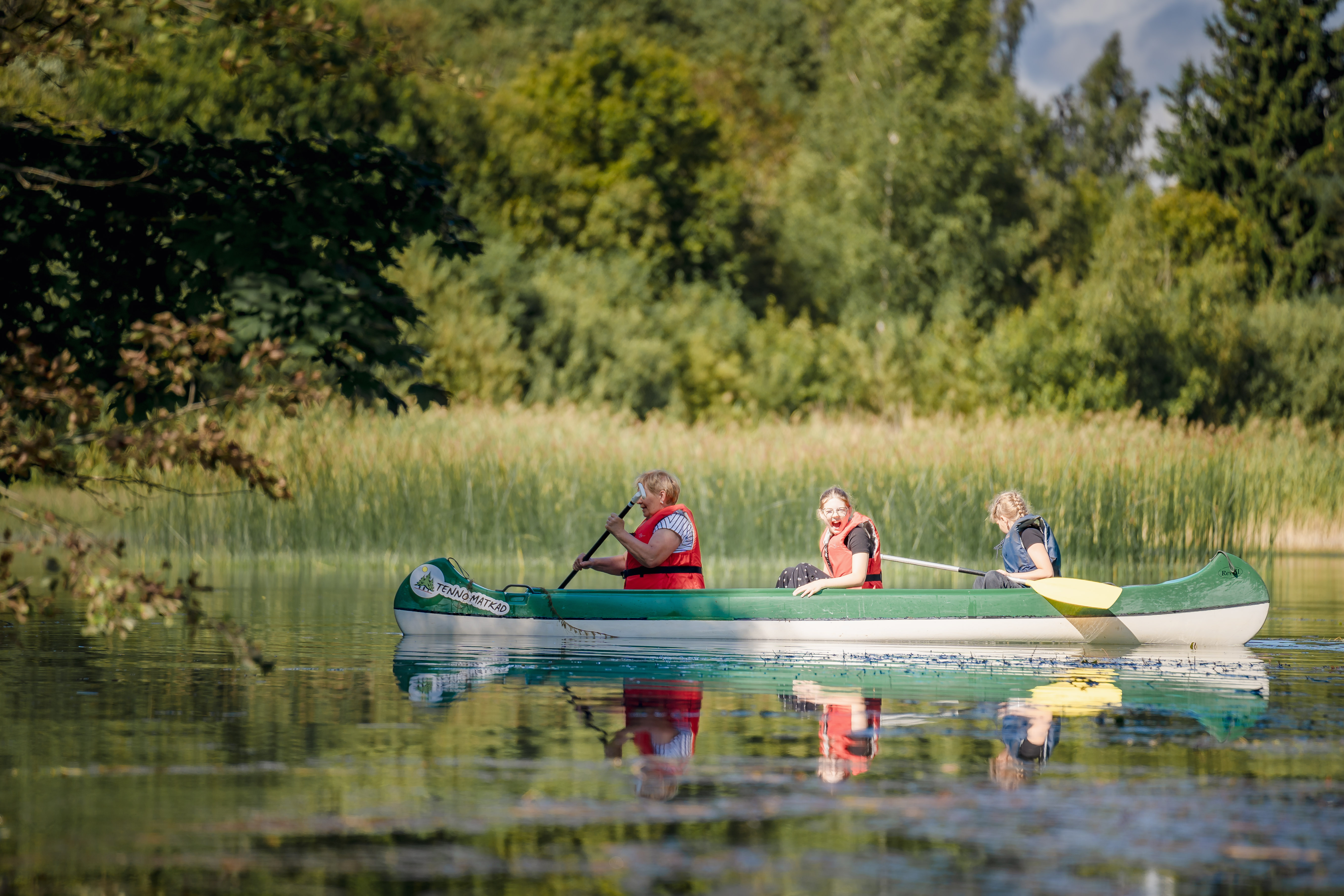 Kanuuga matkama igas vanuses