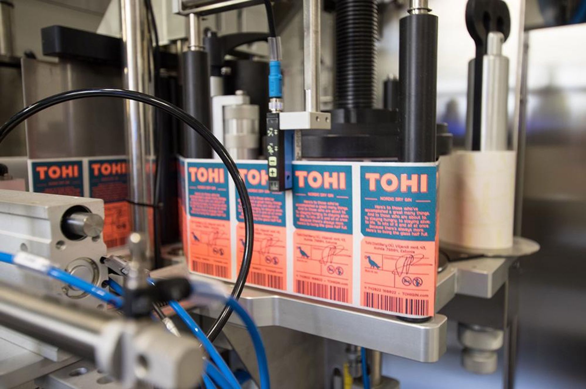 TOHI Distillery gin production