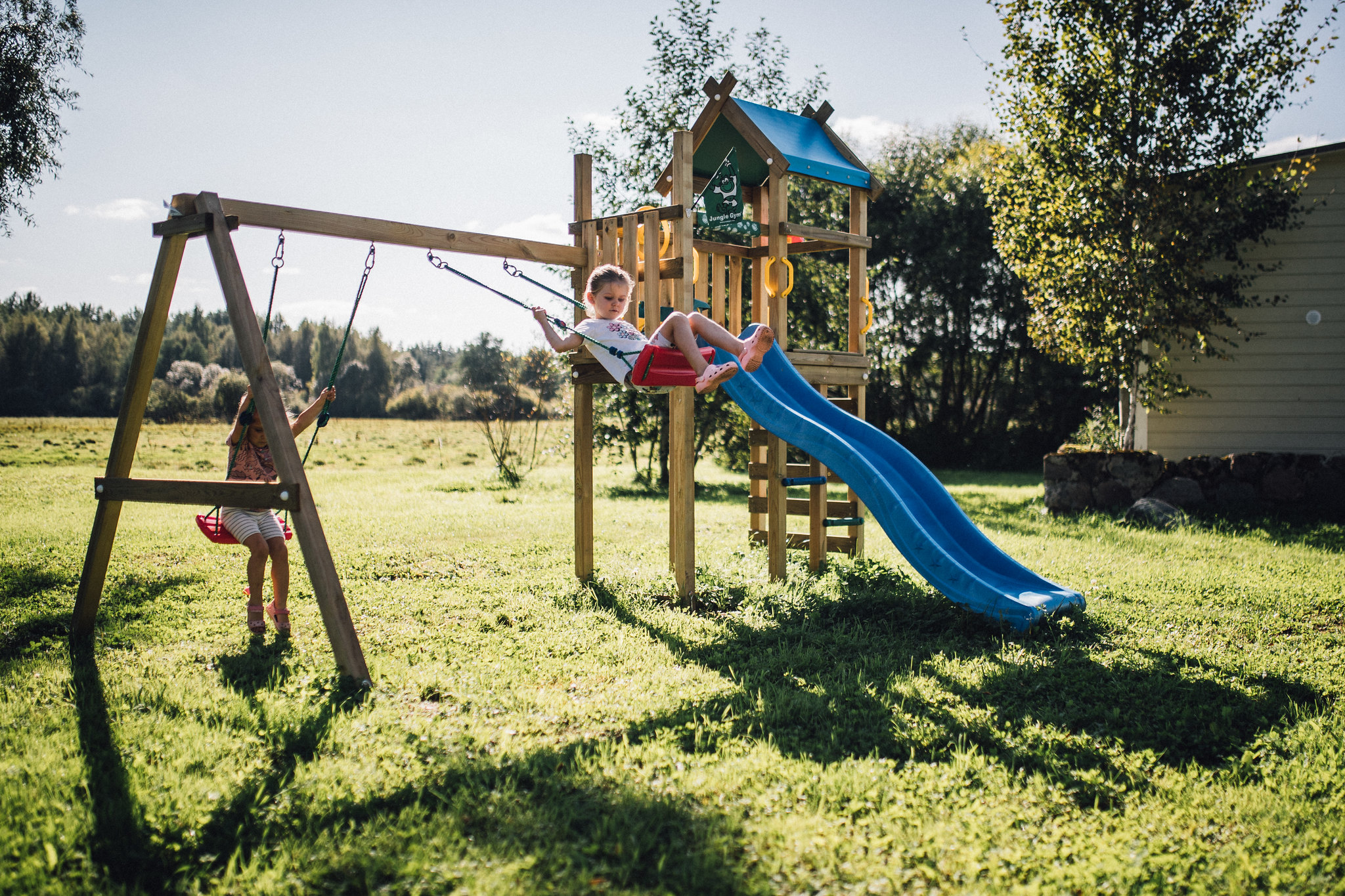 Mänguplats lastega peredele Tammearu villas