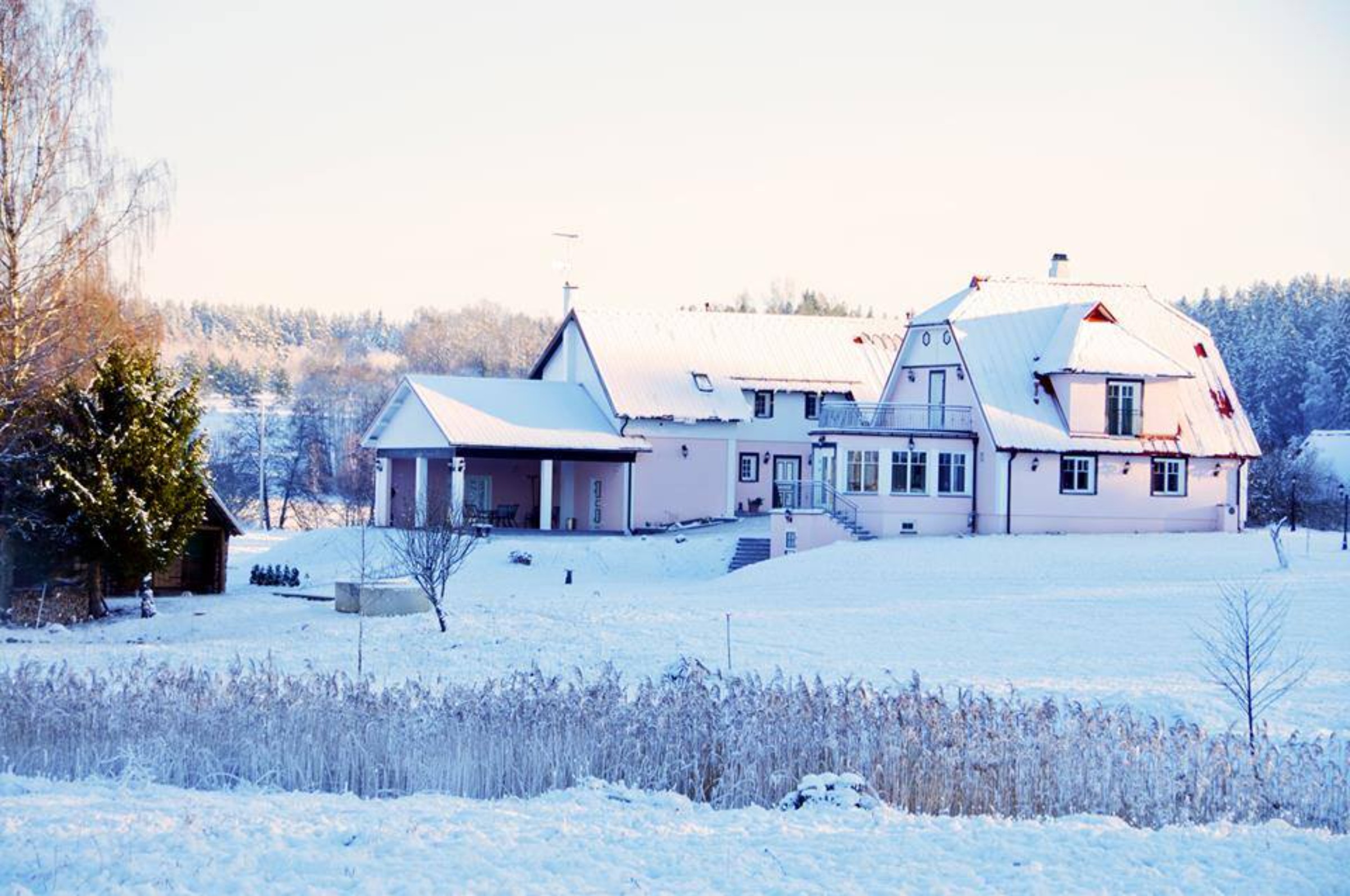 Ööbikuoru Villa talvel