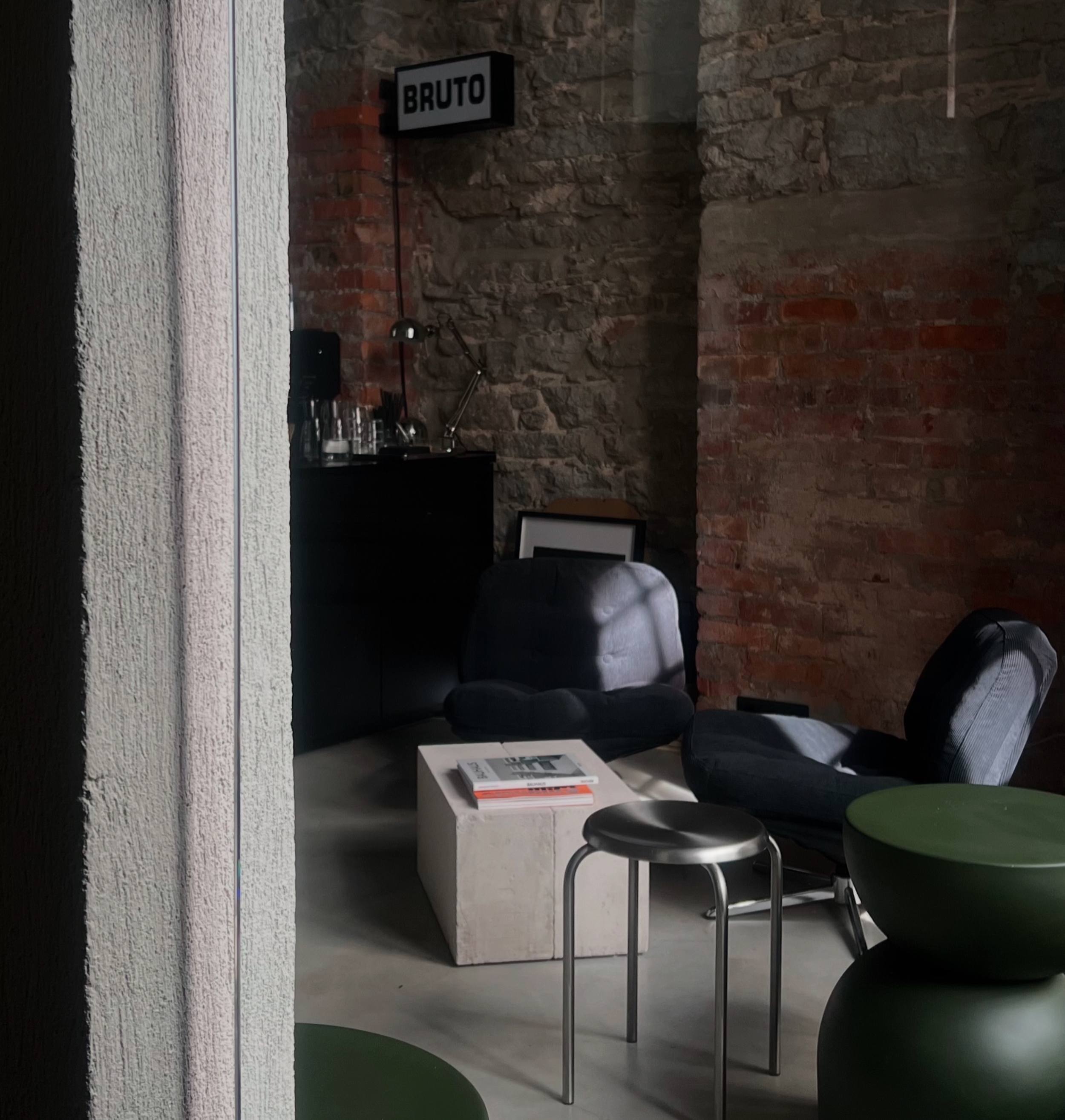 Pagarikoja esteetiline ja minimalistlik interjöör