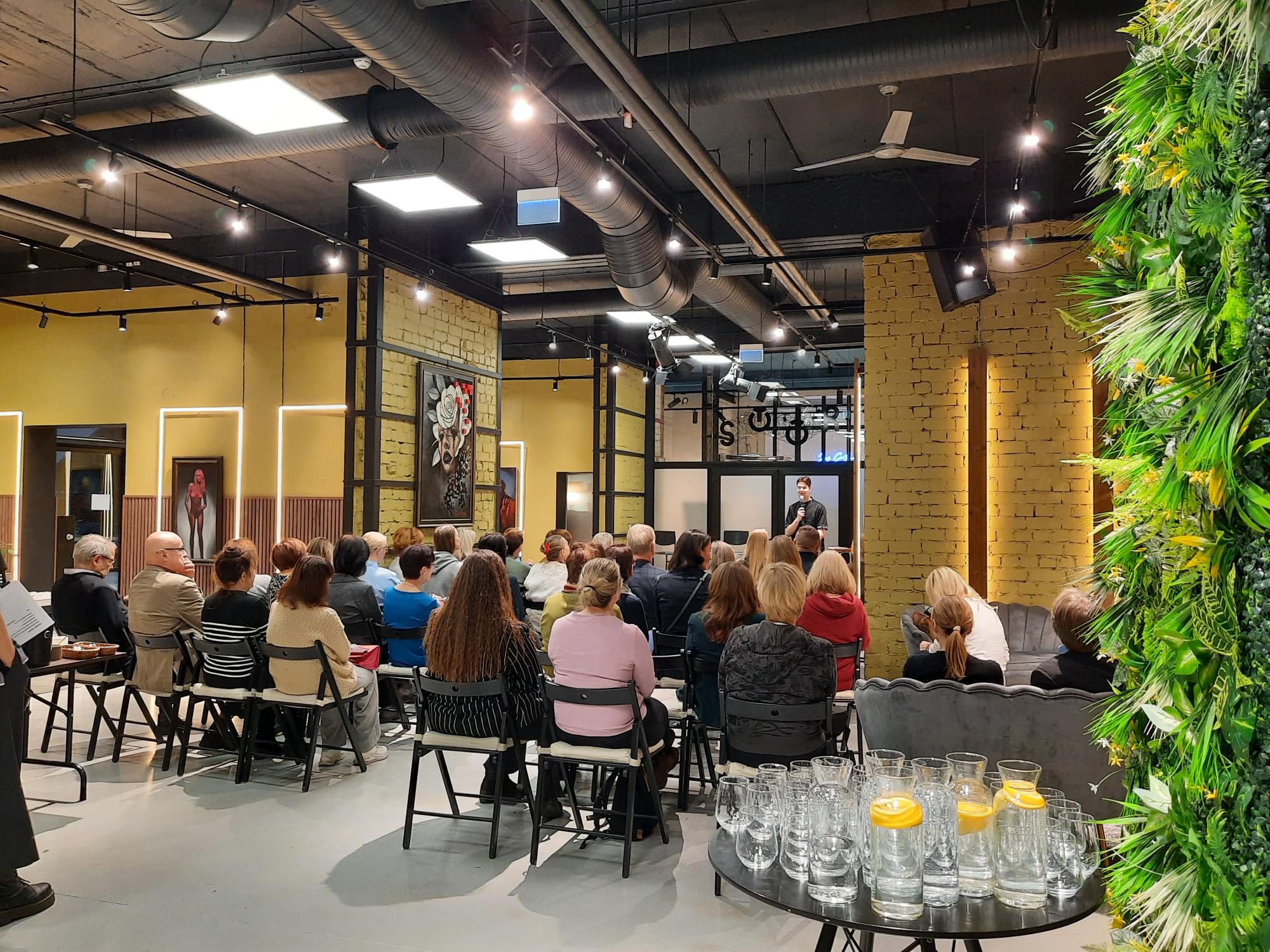 Semināru un konferenču telpas "Elutuba Lava Taga"