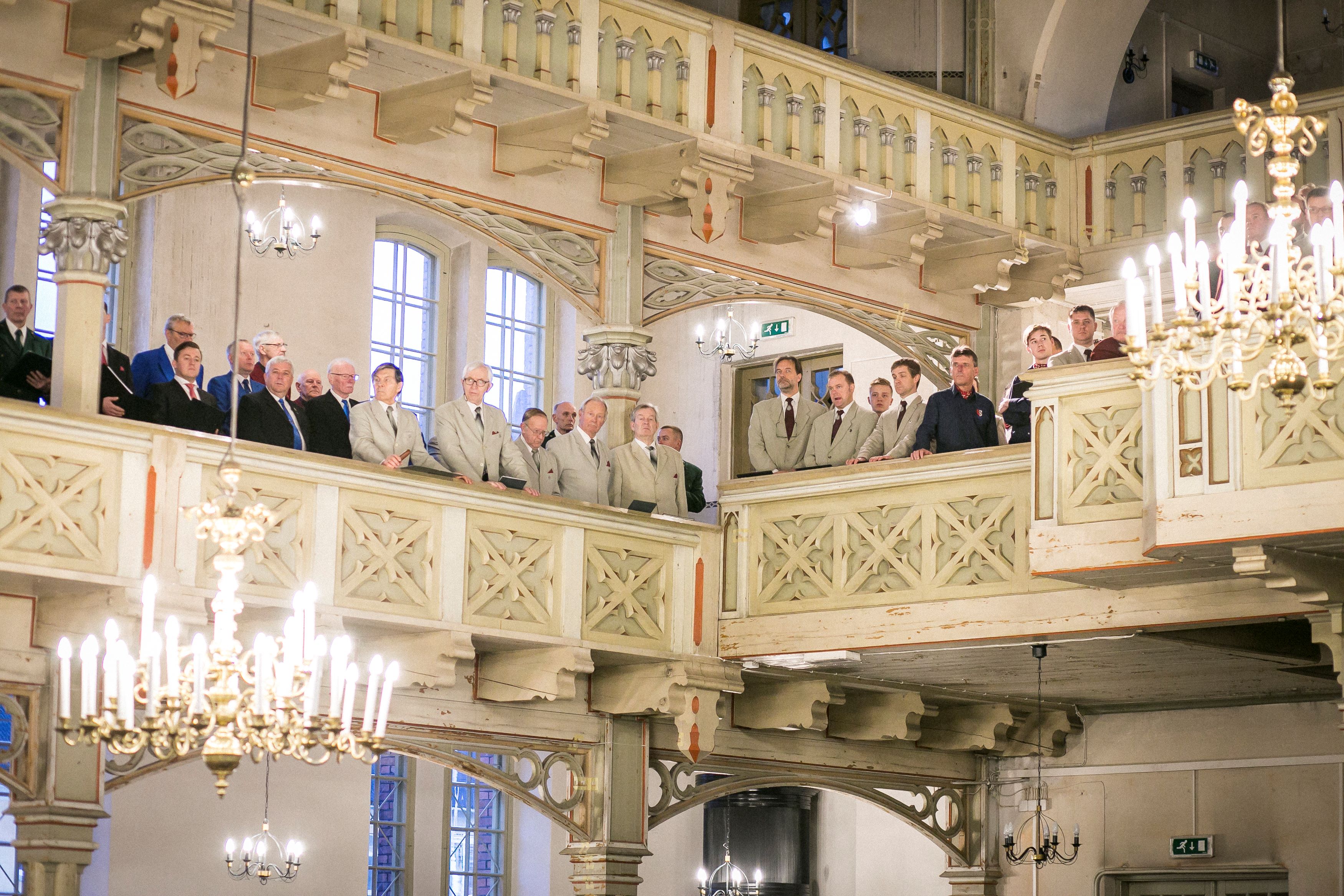 Auftritt verschiedener Chöre in der Tartuer Petrikirche