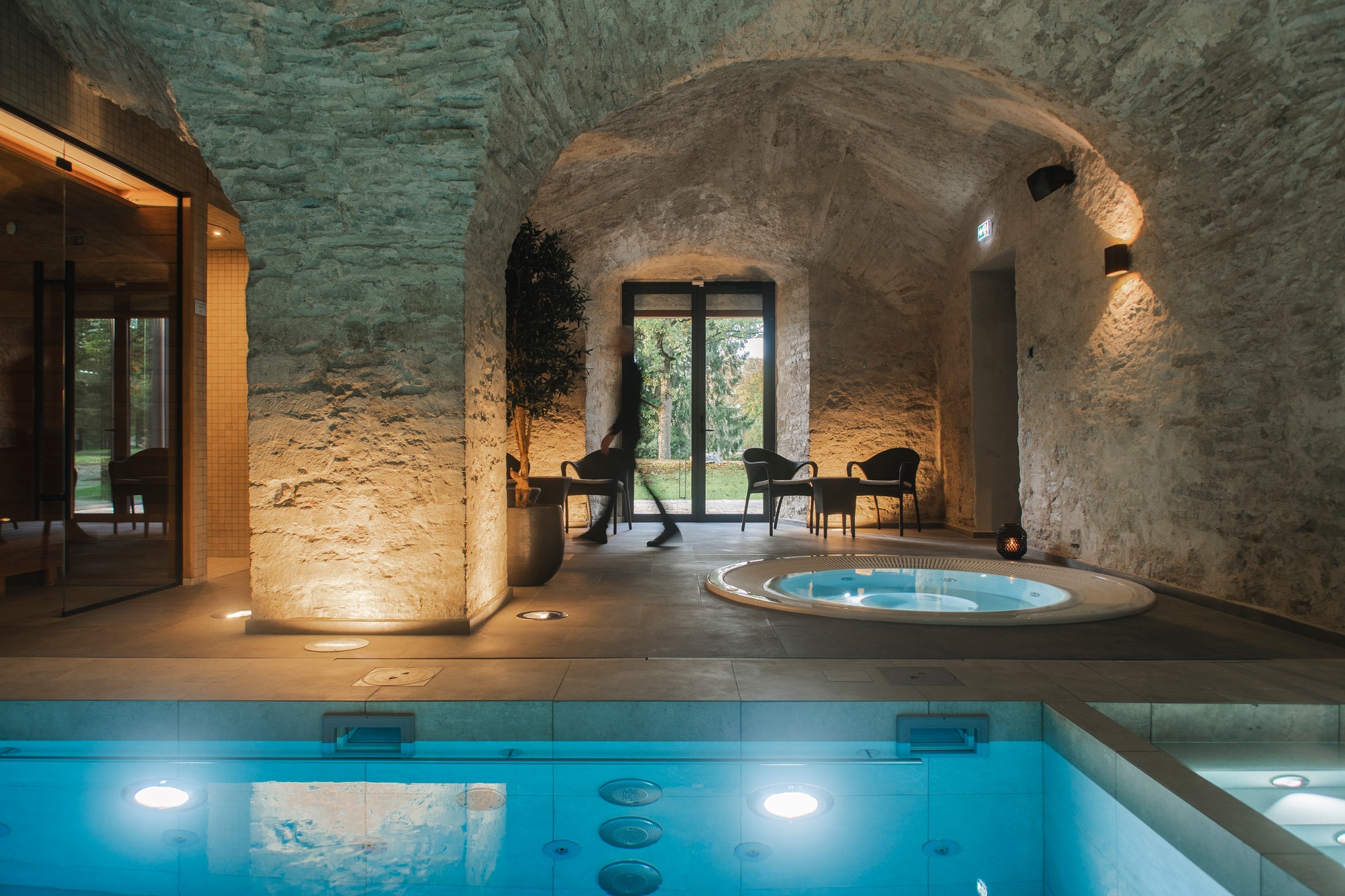 Padise Mõisa butiikspaa basseinid