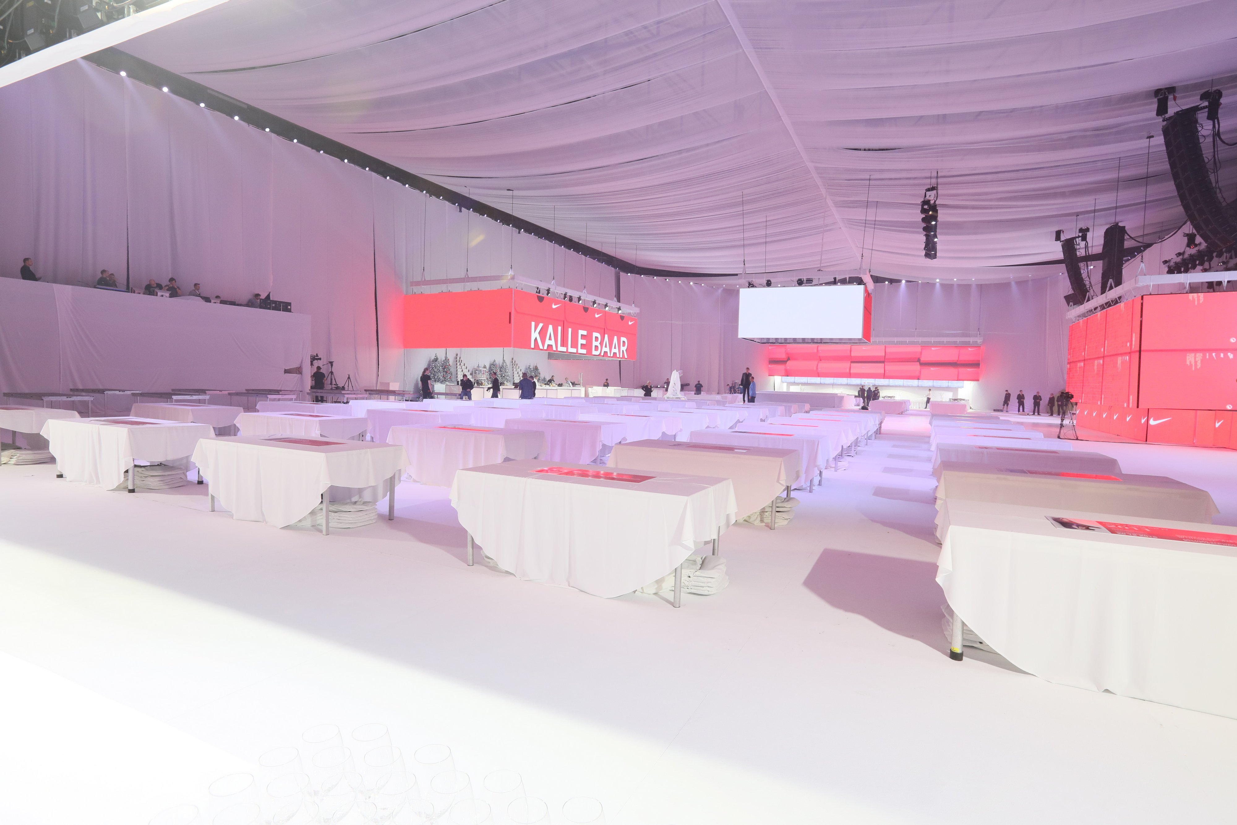 White Box style for corporate event