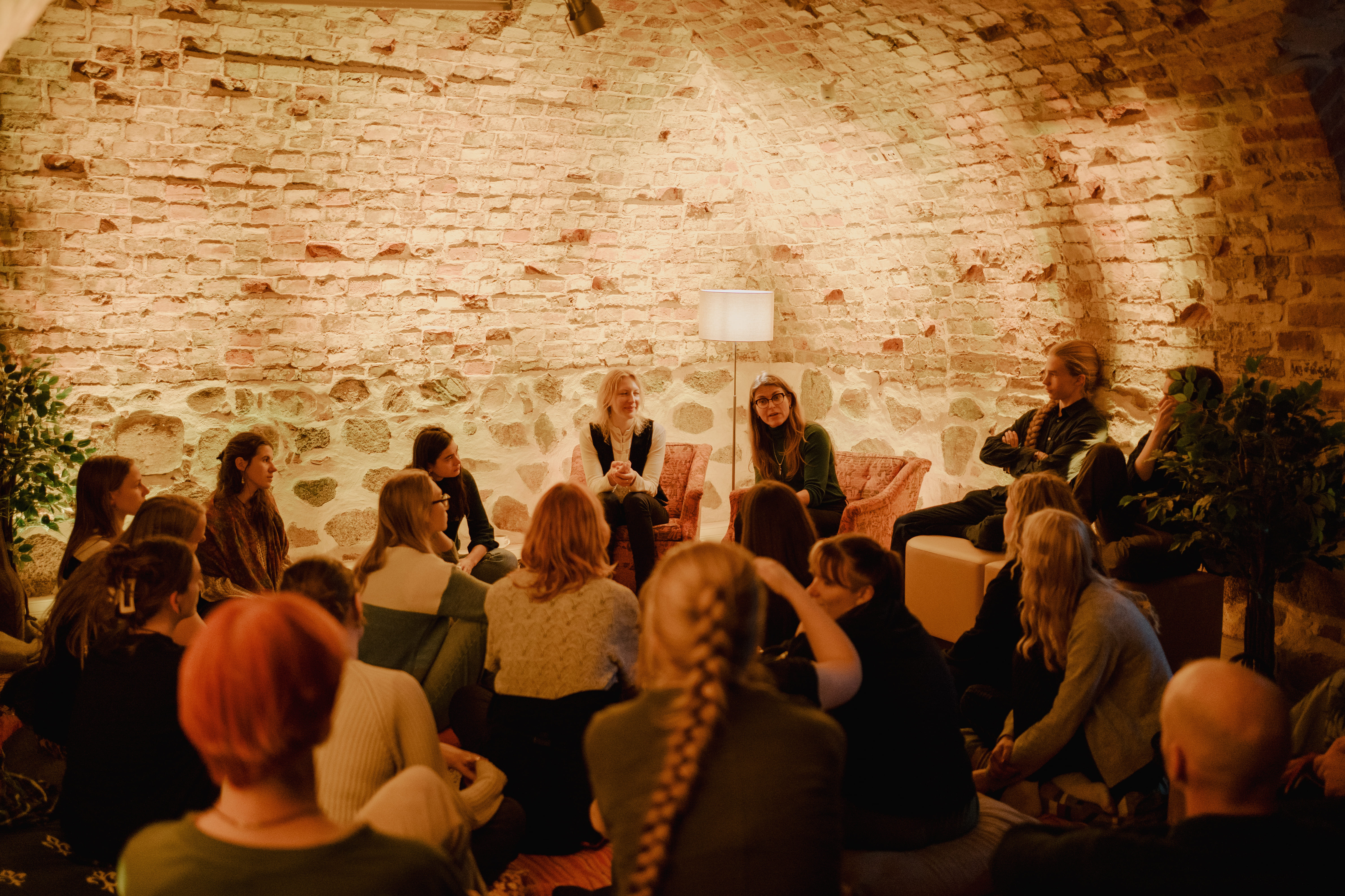 Regilaulupesa mõttevahetus