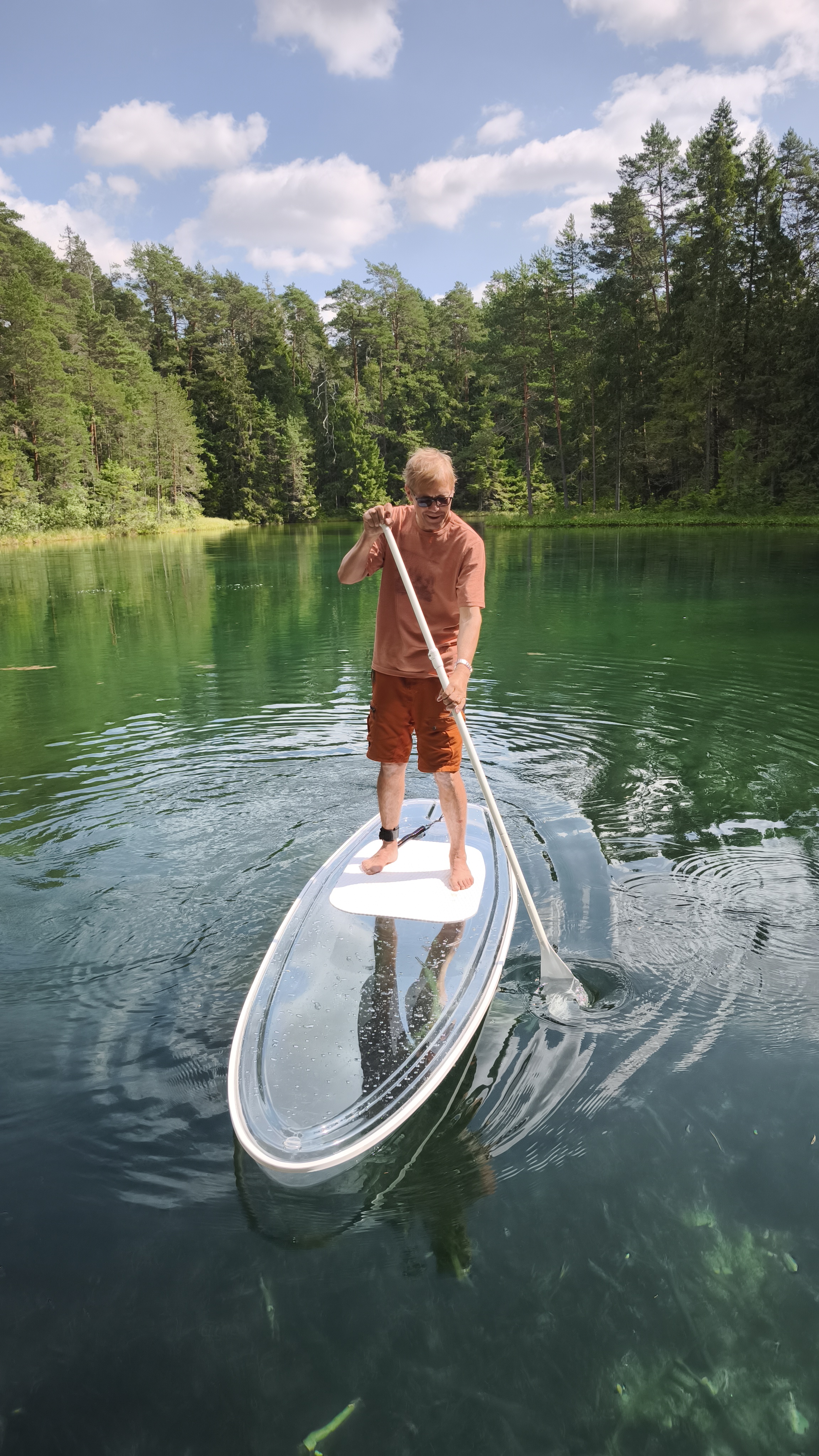 SUP-laud Äntu Sinijärvel