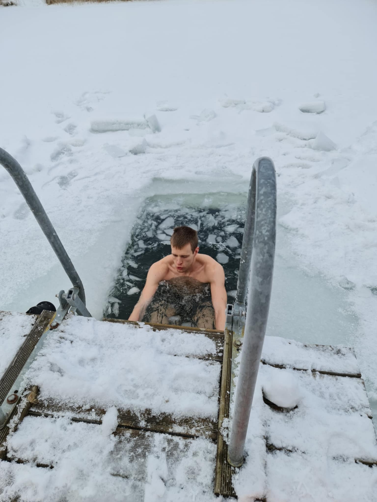 "Laukataguse" brīvdienu ciema dūmu pirts āliņģis