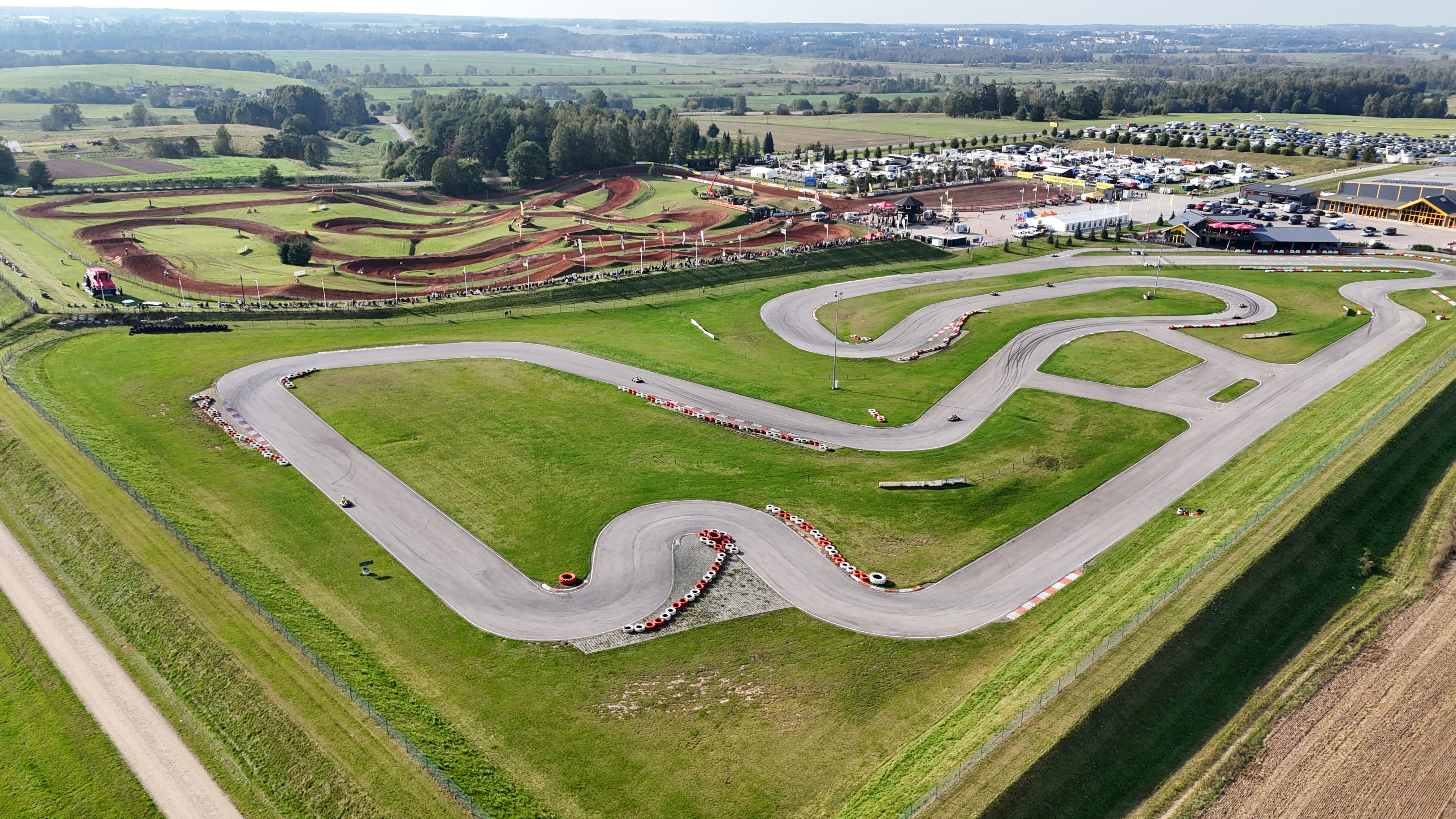 Lange Motokeskus on põhjamaade suurim motokeskus