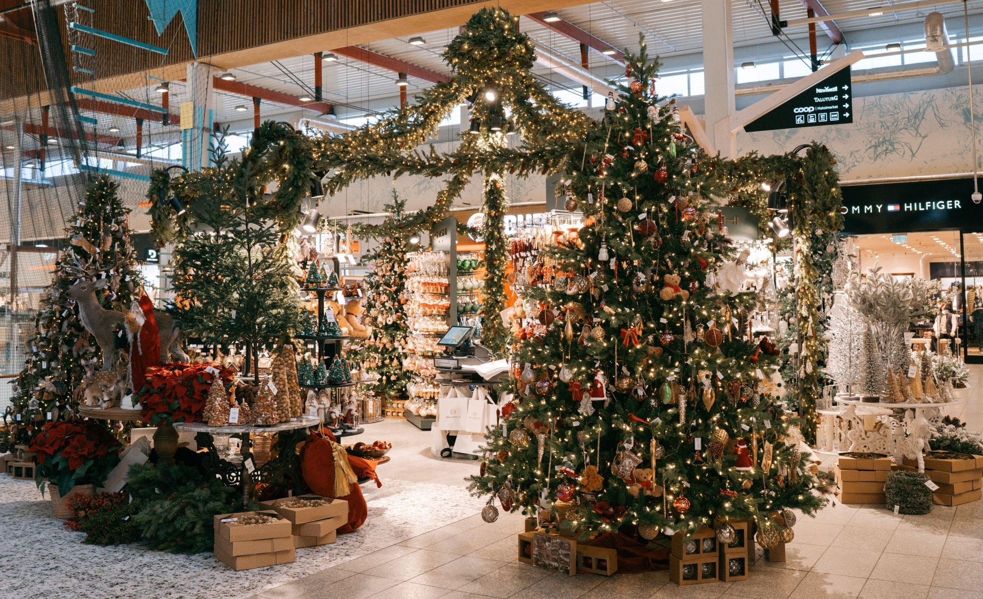 Tartumaa ostukeskuses, Lõunakeskus, on lai valik jõulutooteid