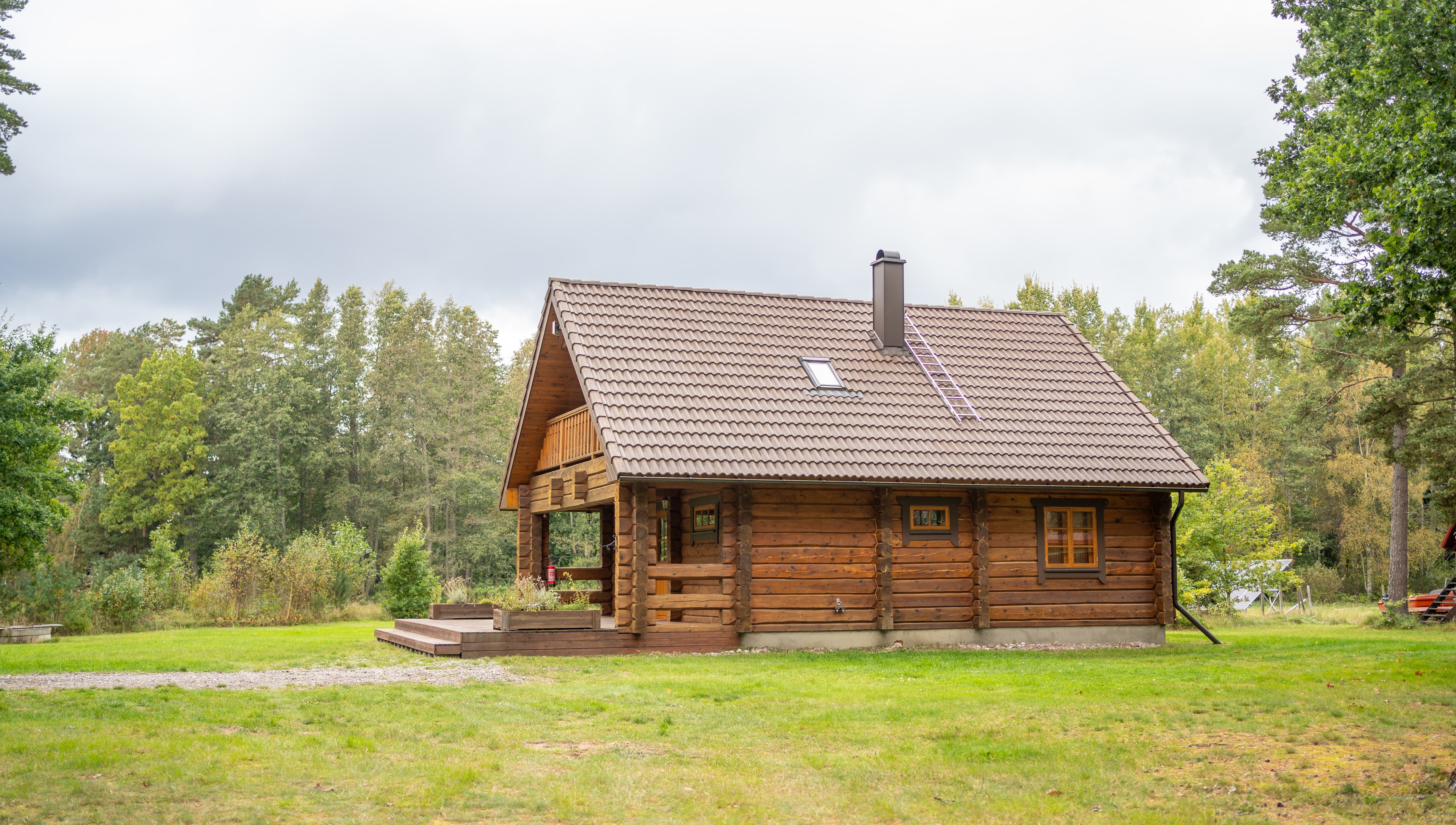 Hubane palkmaja Keskranna küla Saaremaa