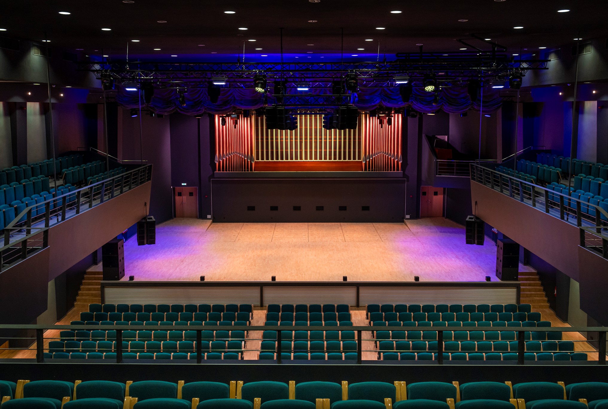 Vanemuines koncertzāles lielās zāles skatuve