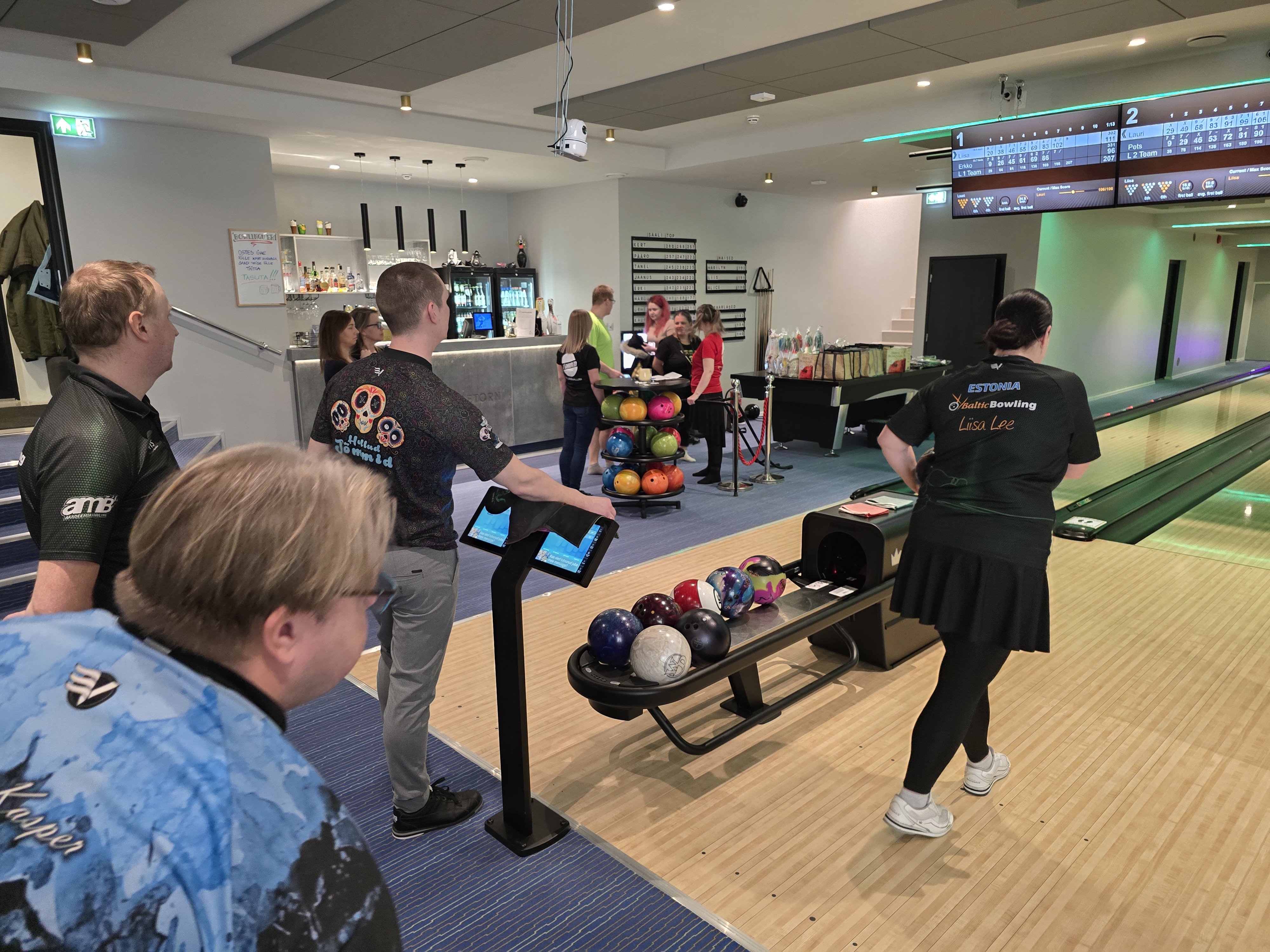 Bowlingumängijad Tuuletorni bowlingus