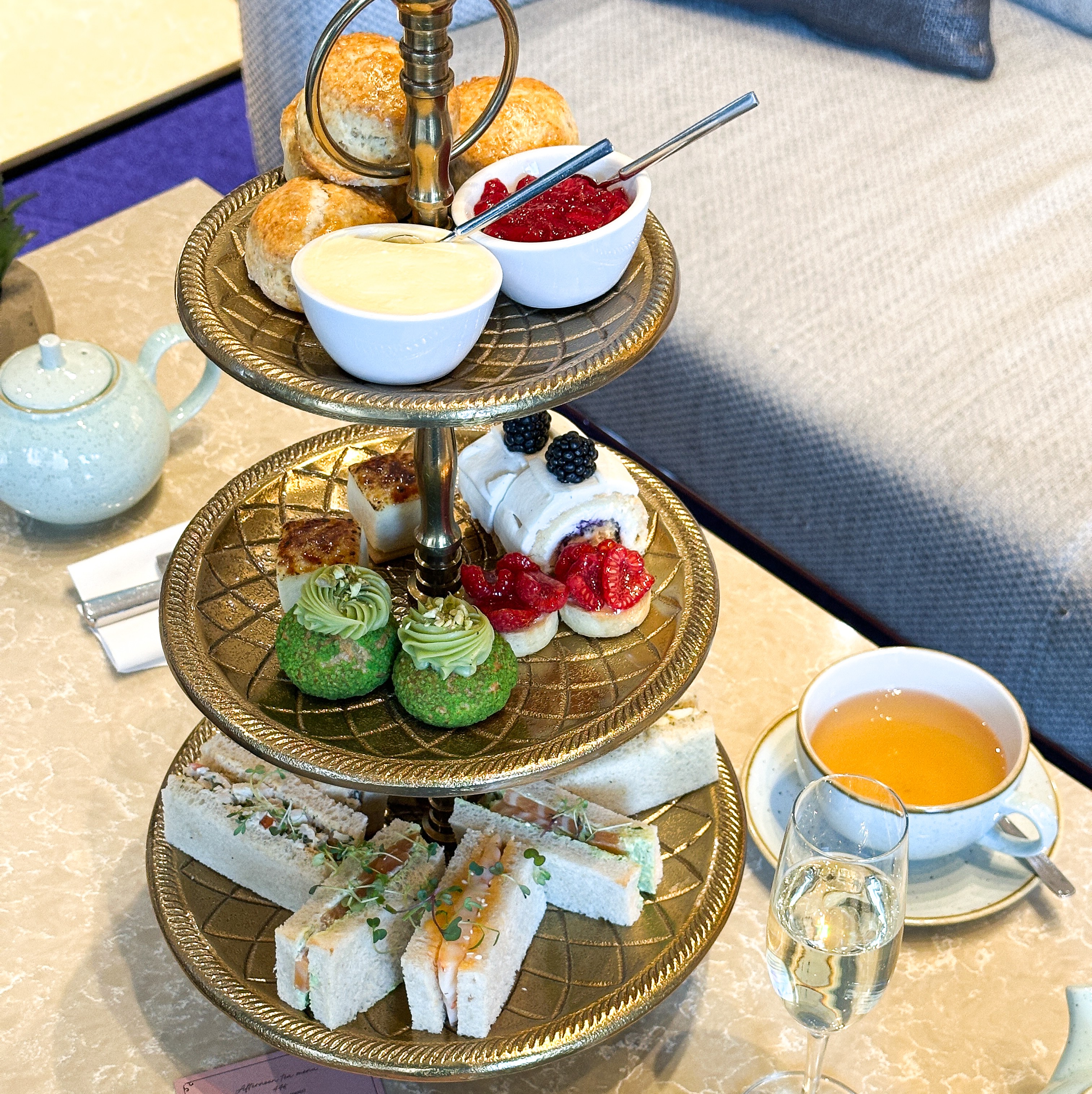 No3 Deli Lounge & Bar, afternoon tea