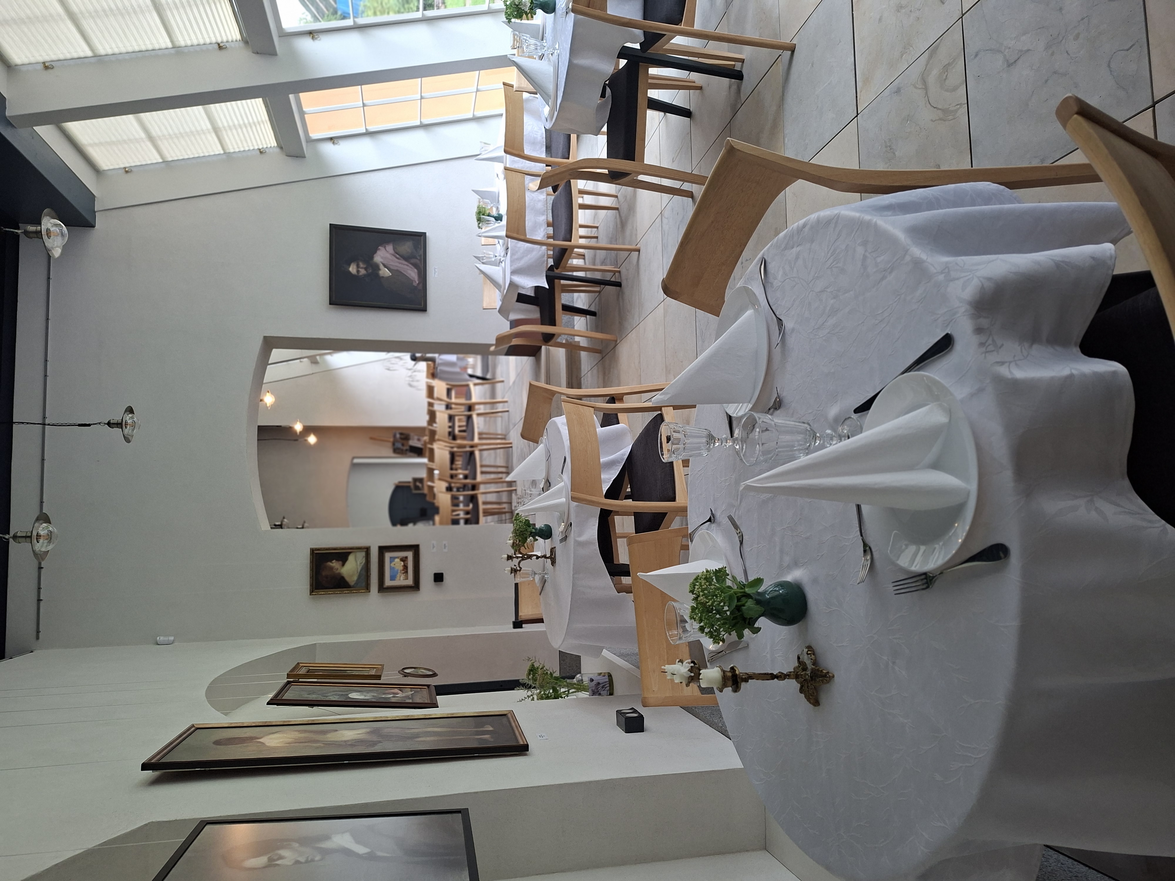 Käesalu mõisa oranžerii, seminari toitlustus külgsaalides