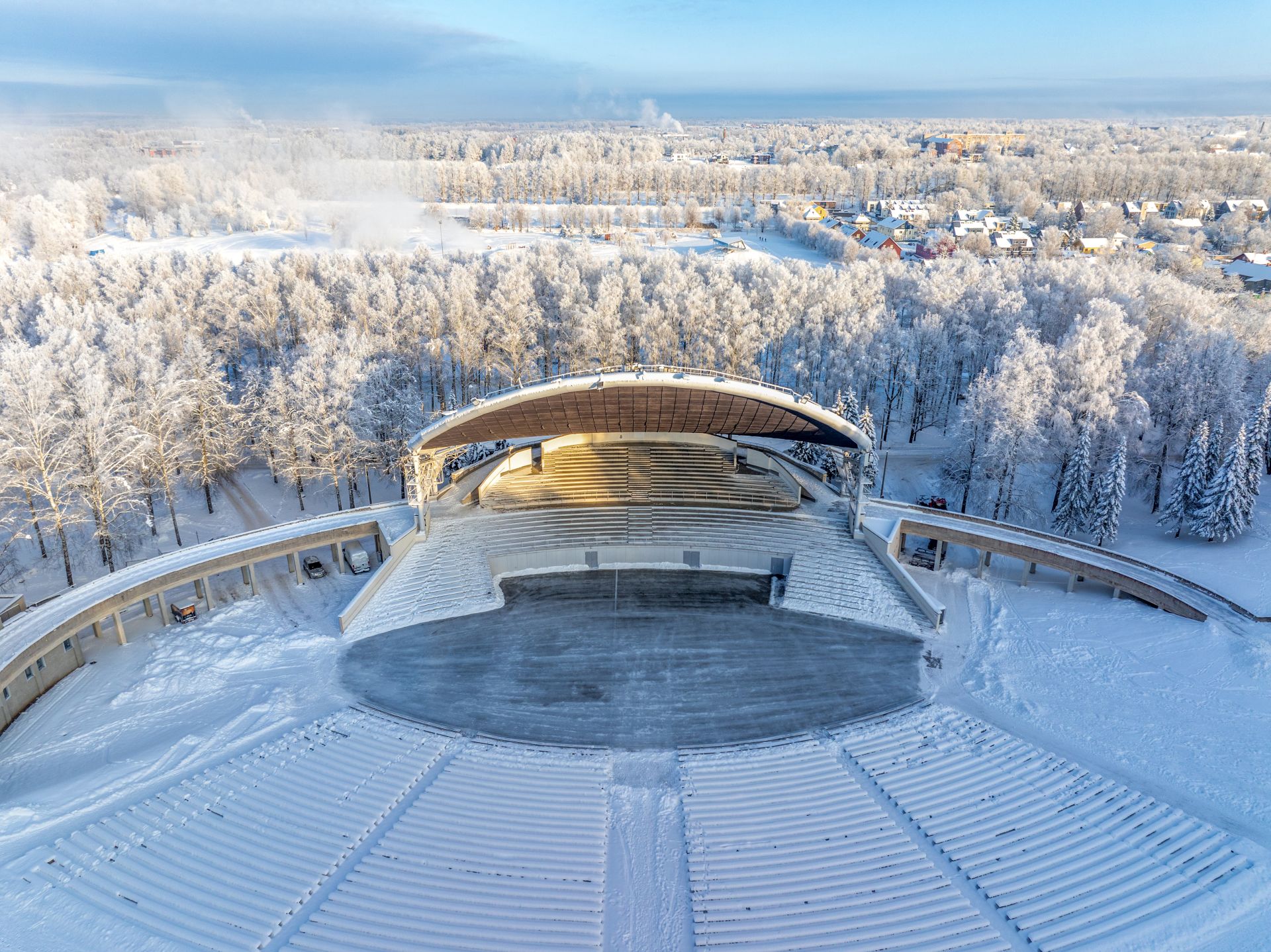 Tähtvere uisuväljak Tartu laululaval