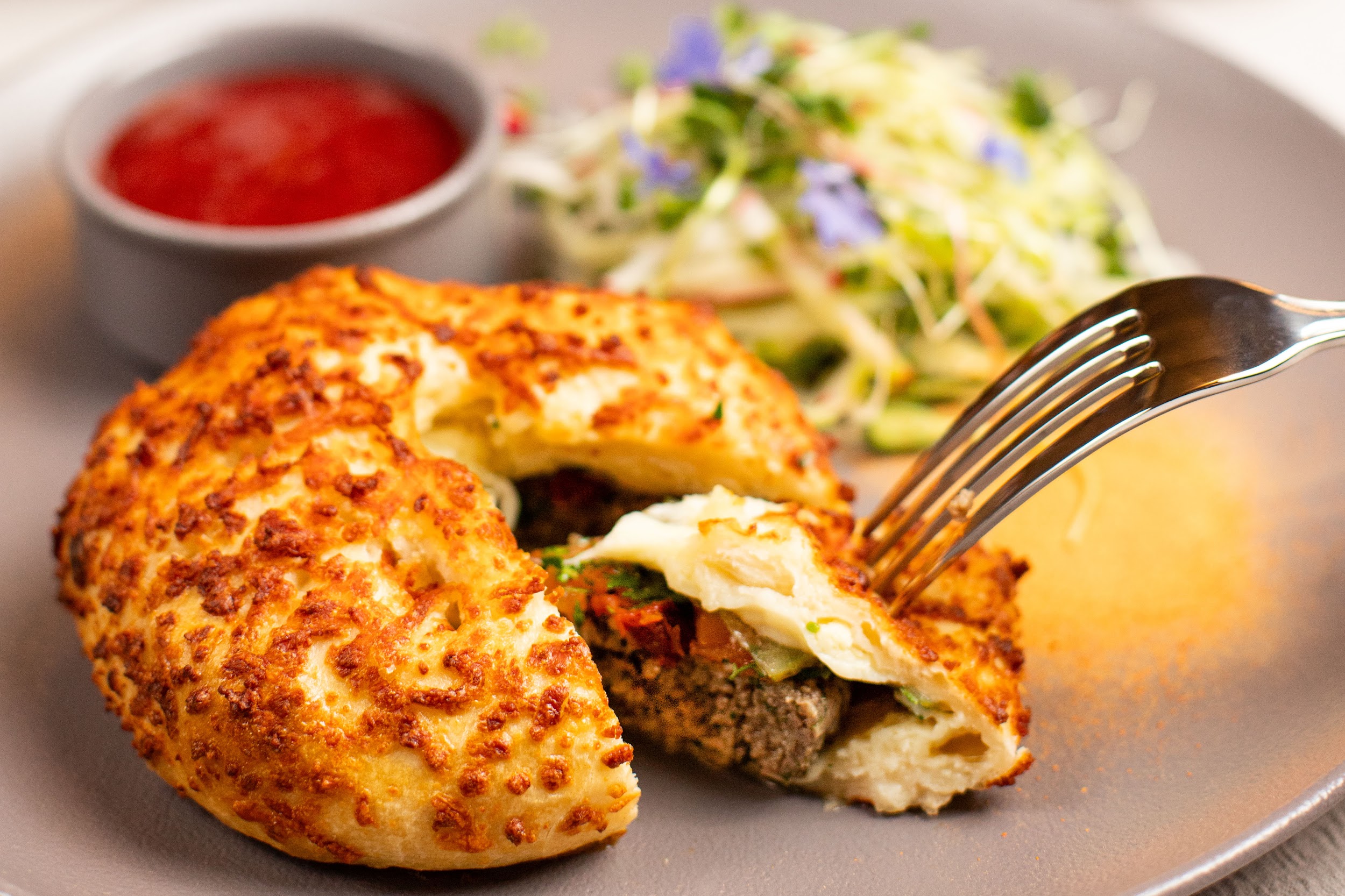 Hatšaburger (gruusiapärane hamburger)