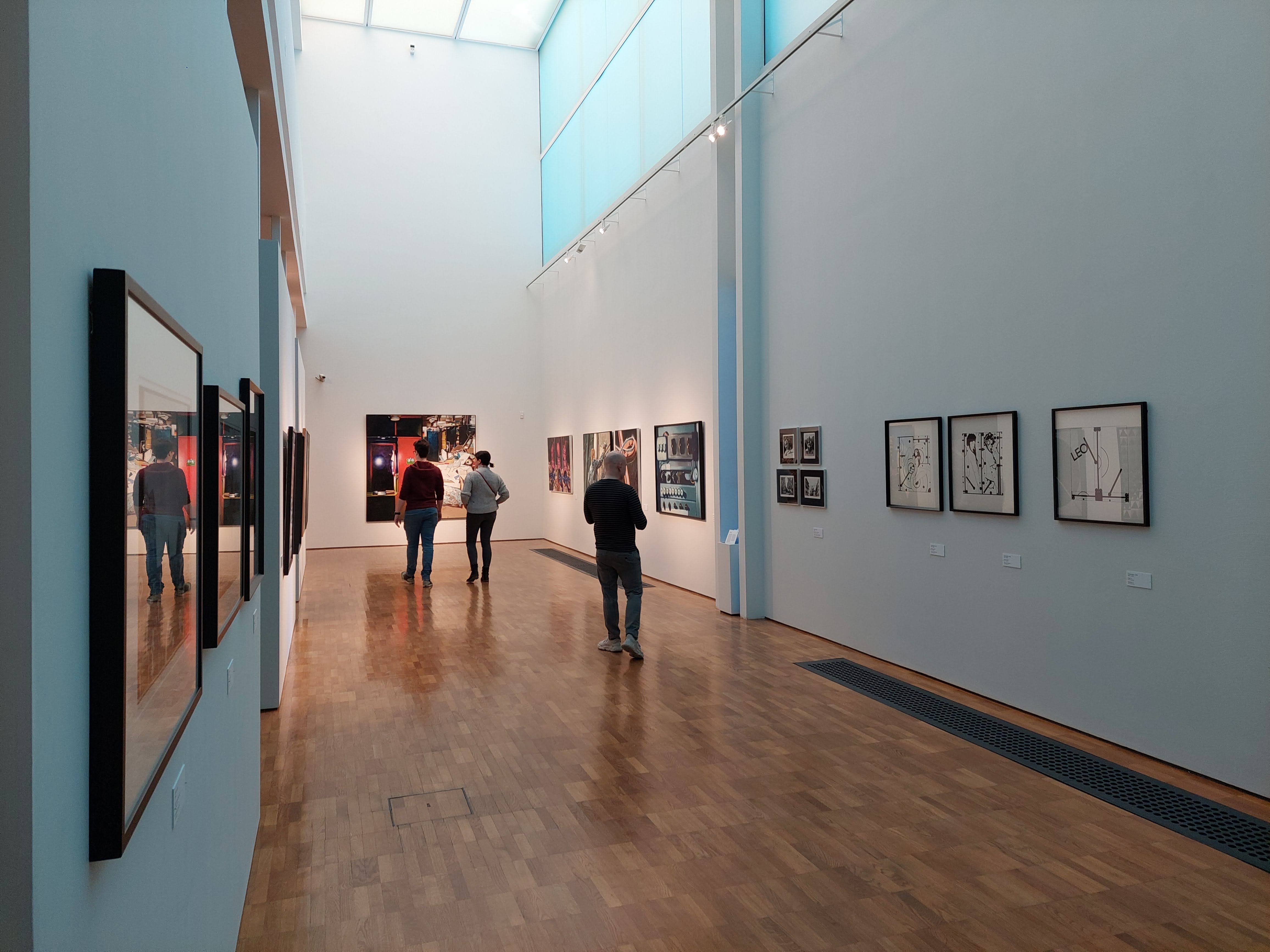 Kumun taidemuseon näyttelysali