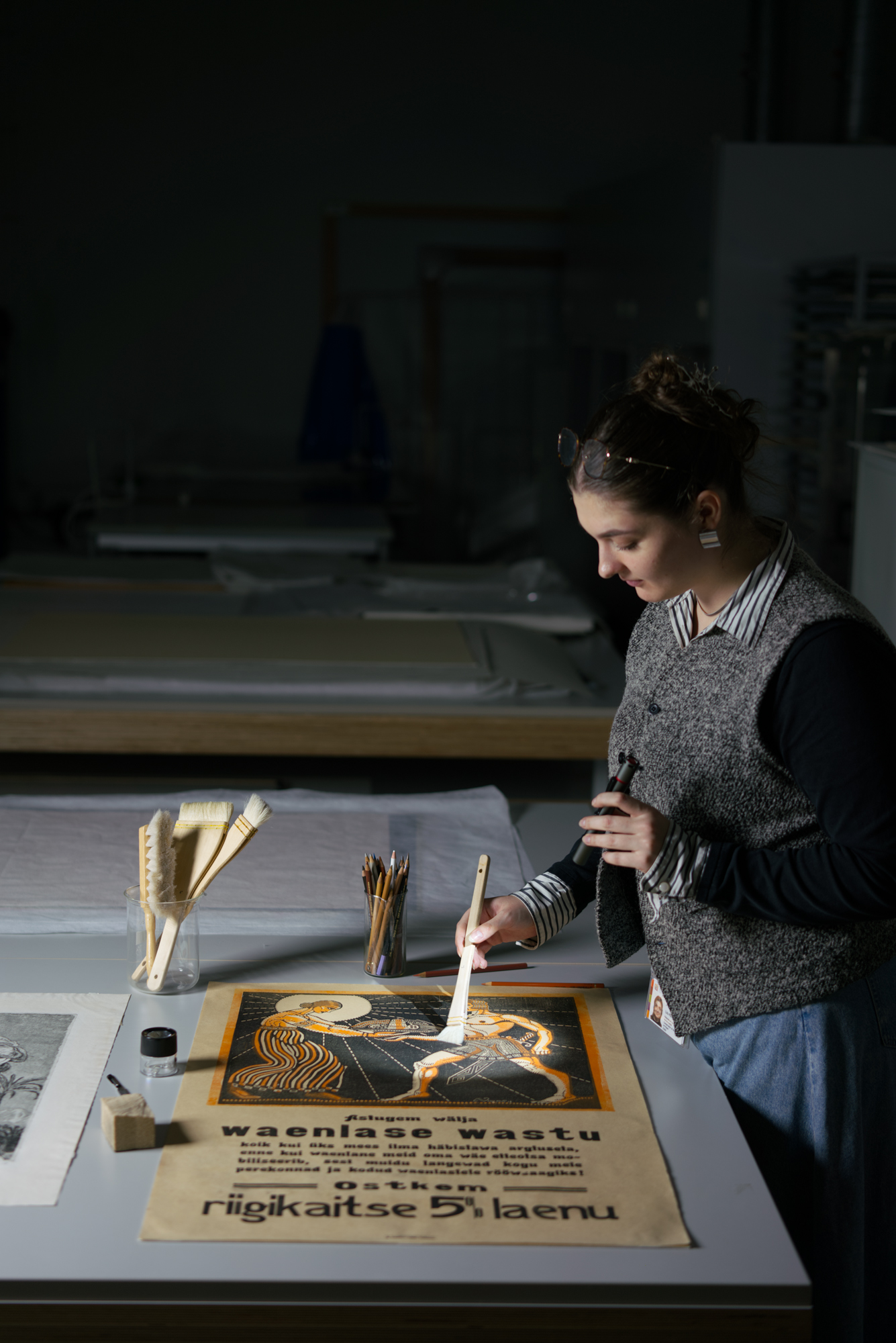 An exhibition celebrating the 50th anniversary of the conservation department at the Estonian Art Museum introduces the field primarily through artwor