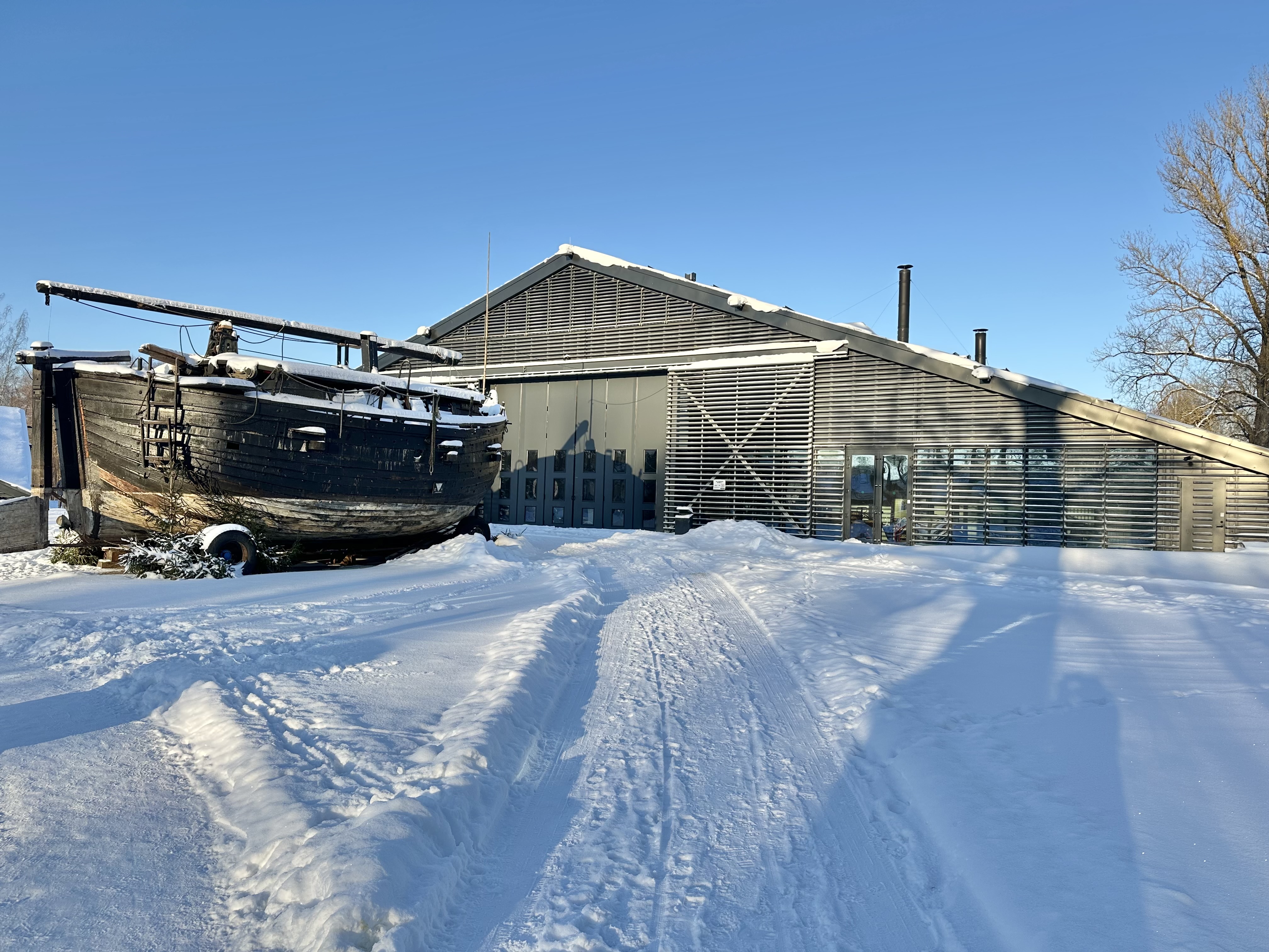 Lodjakoda ja lodi Jõmmu talvel