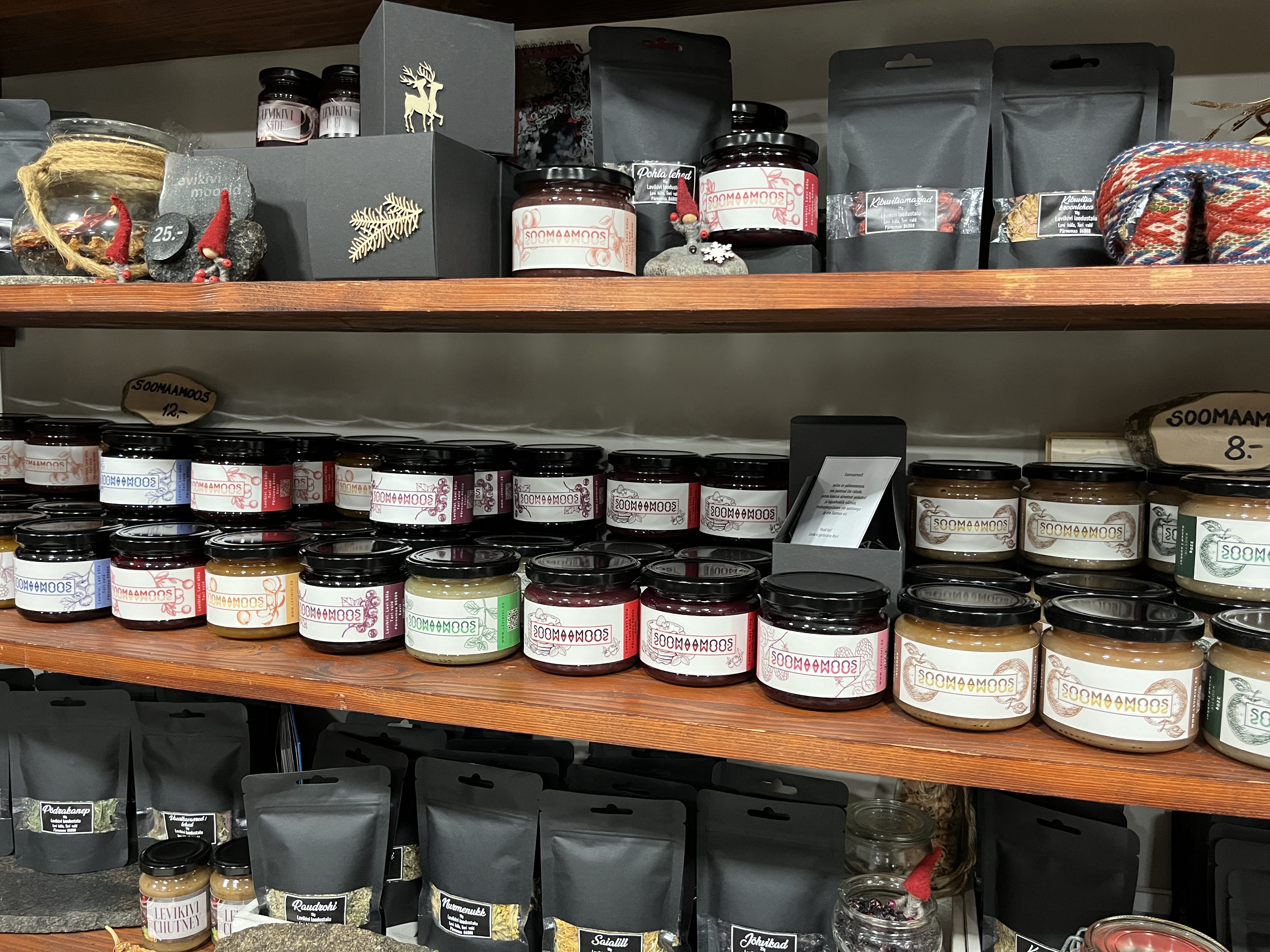 Levikivi käsitööpood Pärnumaal Soomaa Rahvuspargi lähedal, SoomaamooS