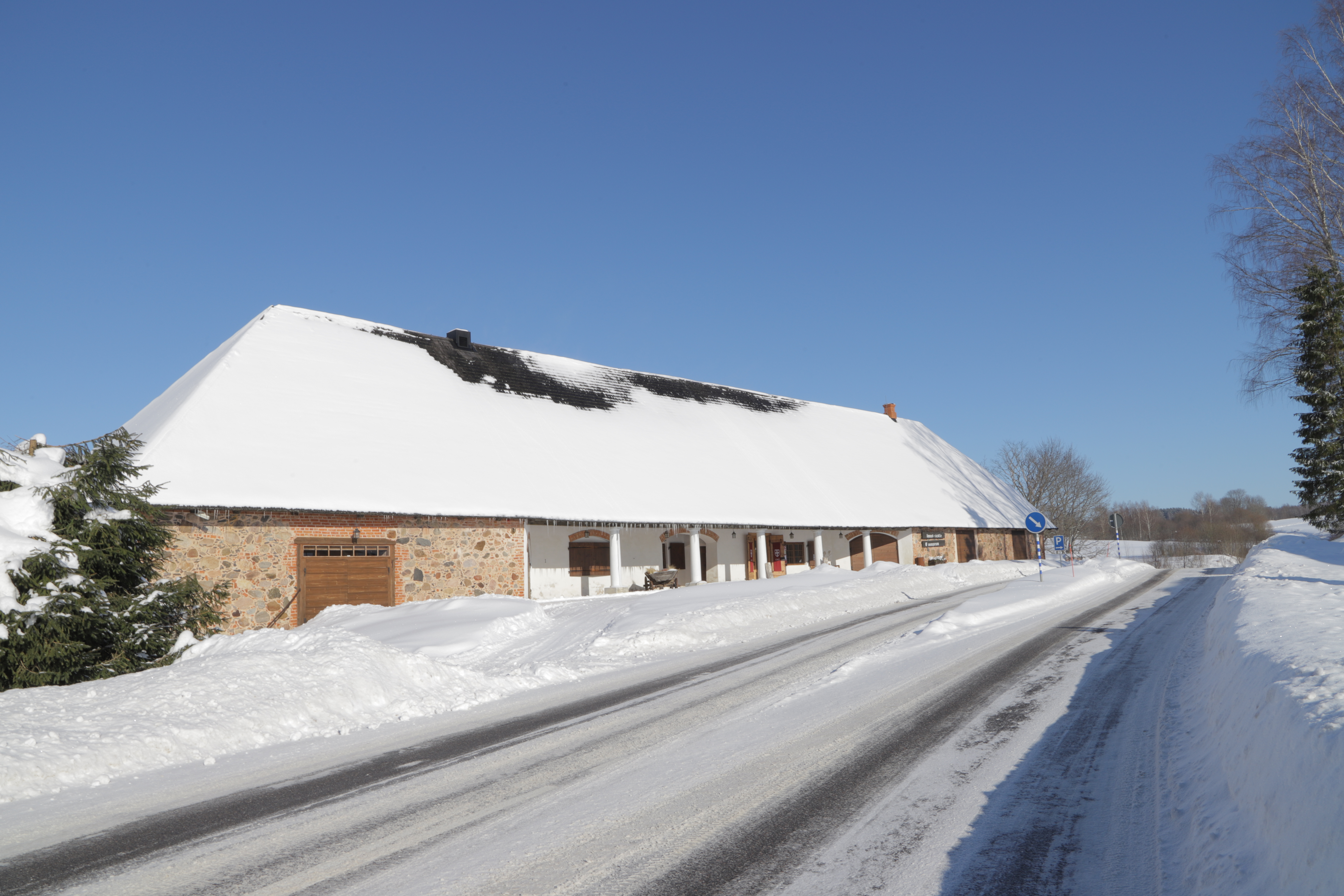 Vastseliina Piiskopilinnuse näituse hoone (endine Piiri kõrts)