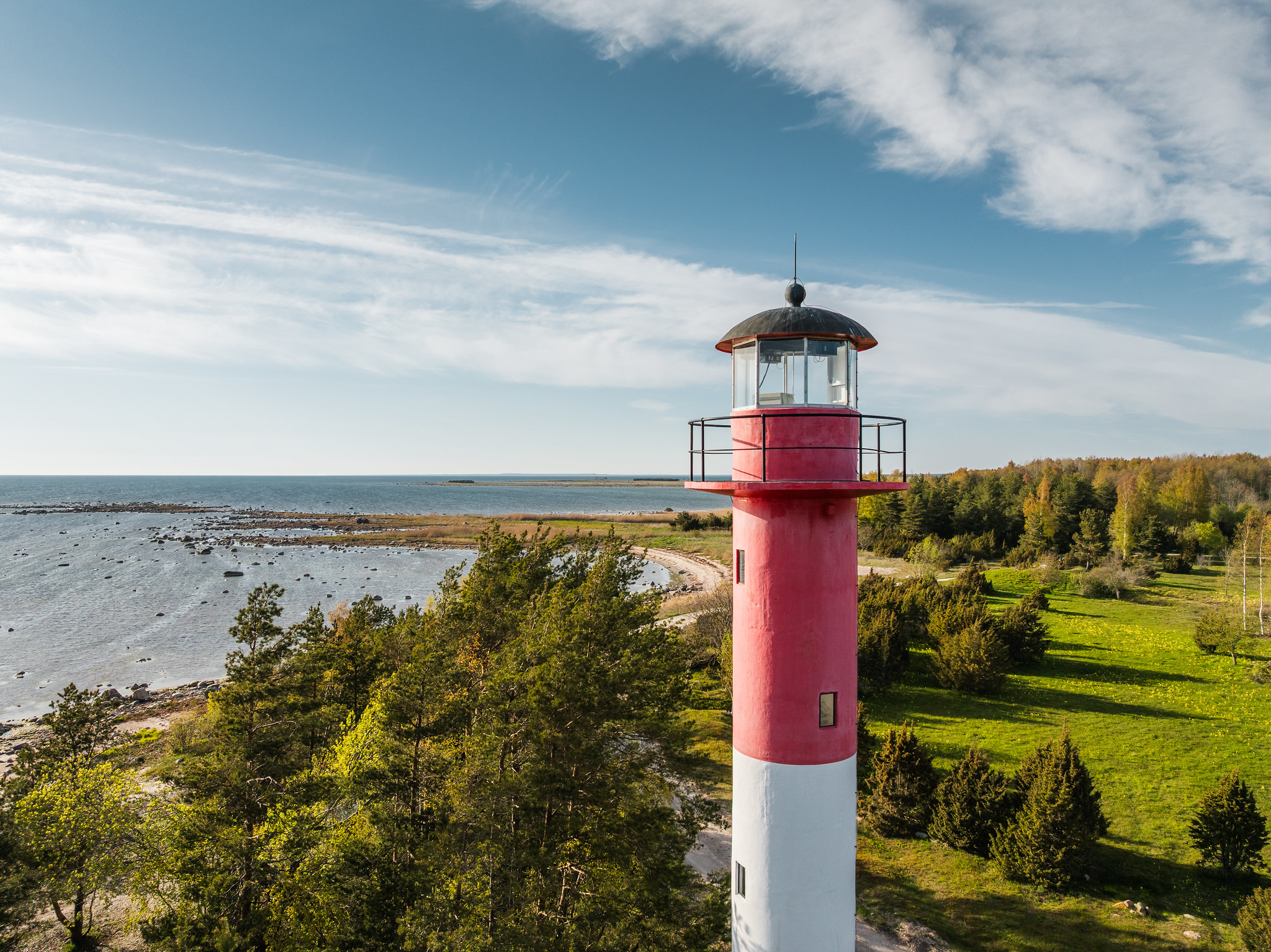 Sõru sihi ülemine tuletorn