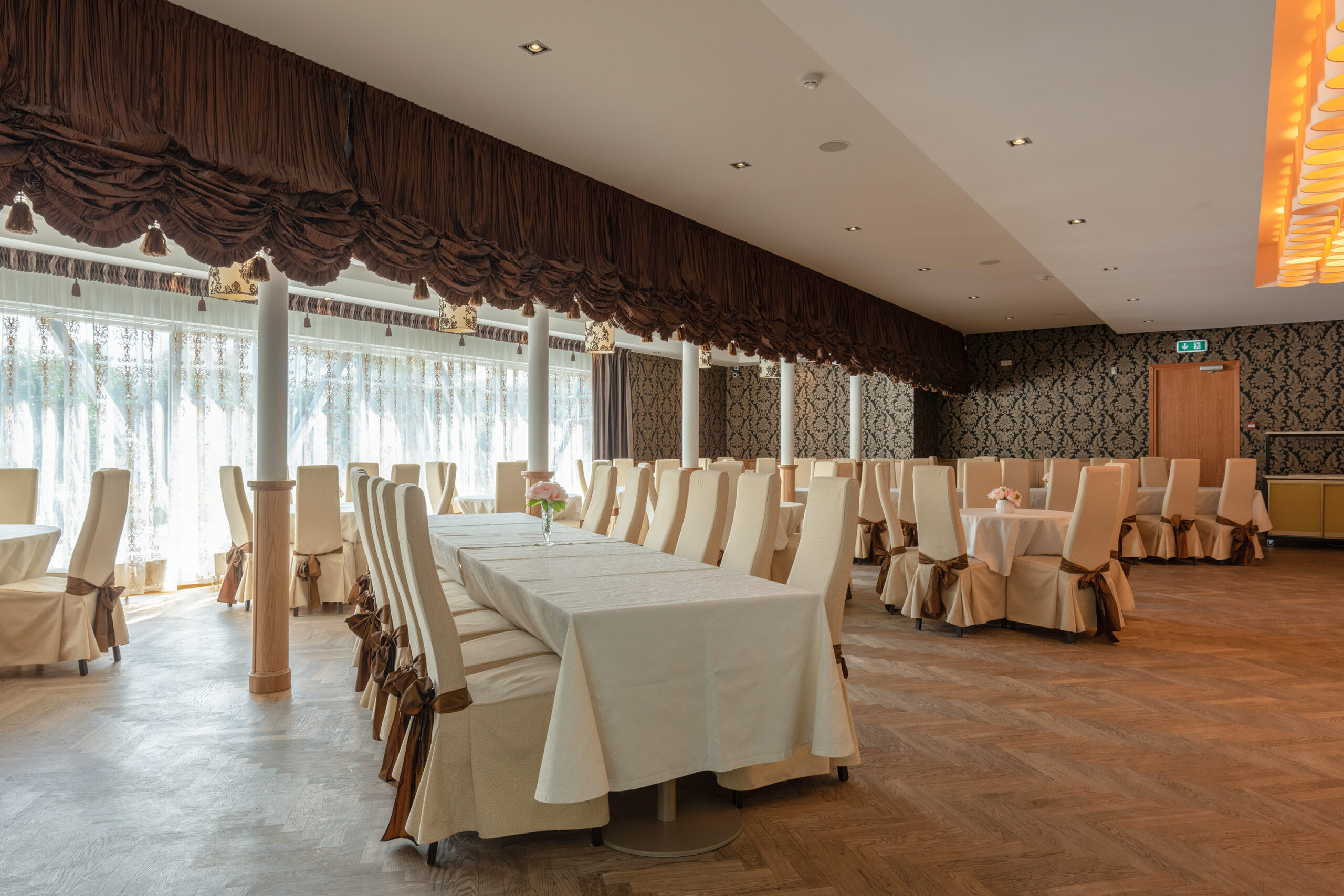 Raadimõisa hotelli restoran sobib ka pidulikeks sündmusteks