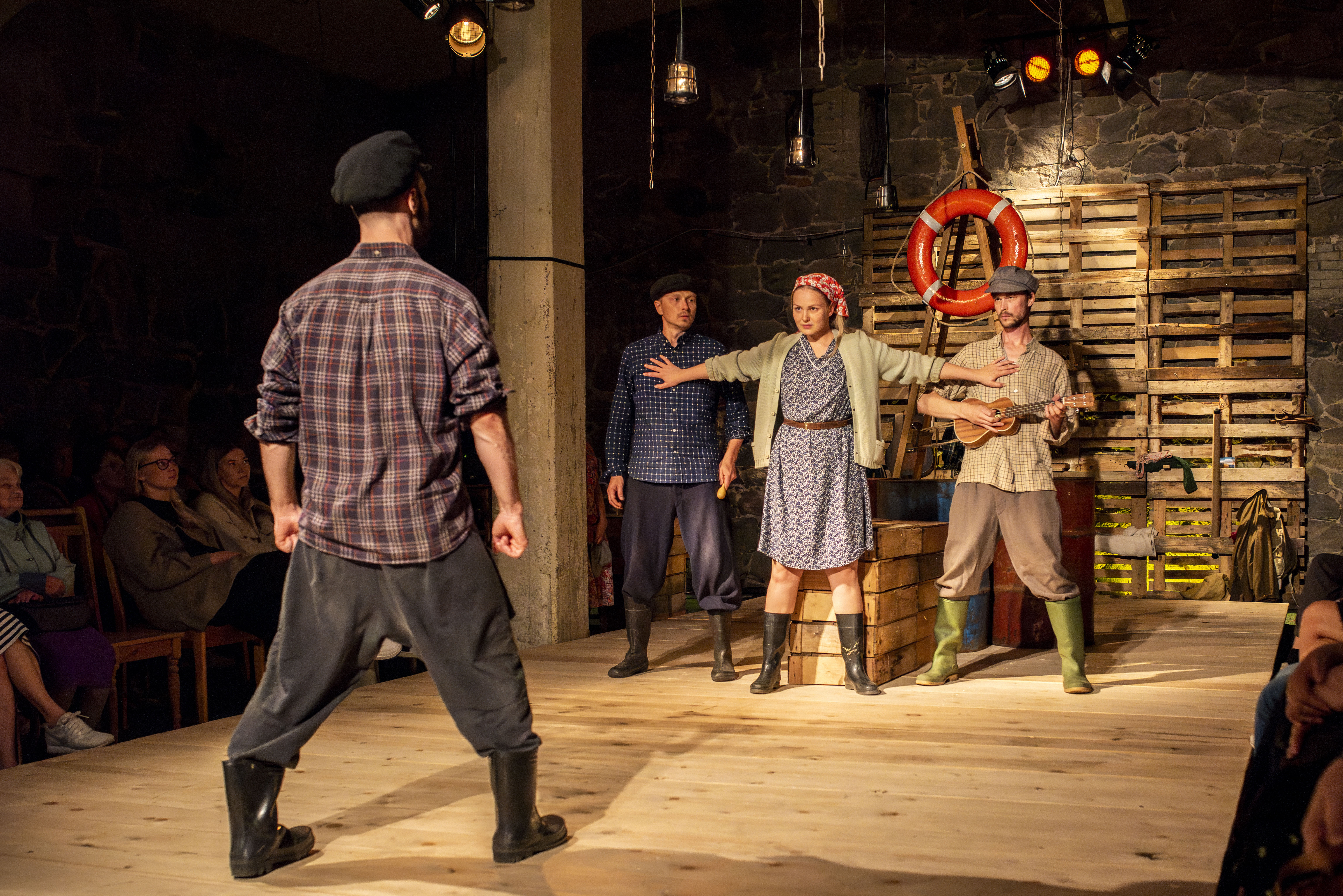 Lavastus "Mere laul"