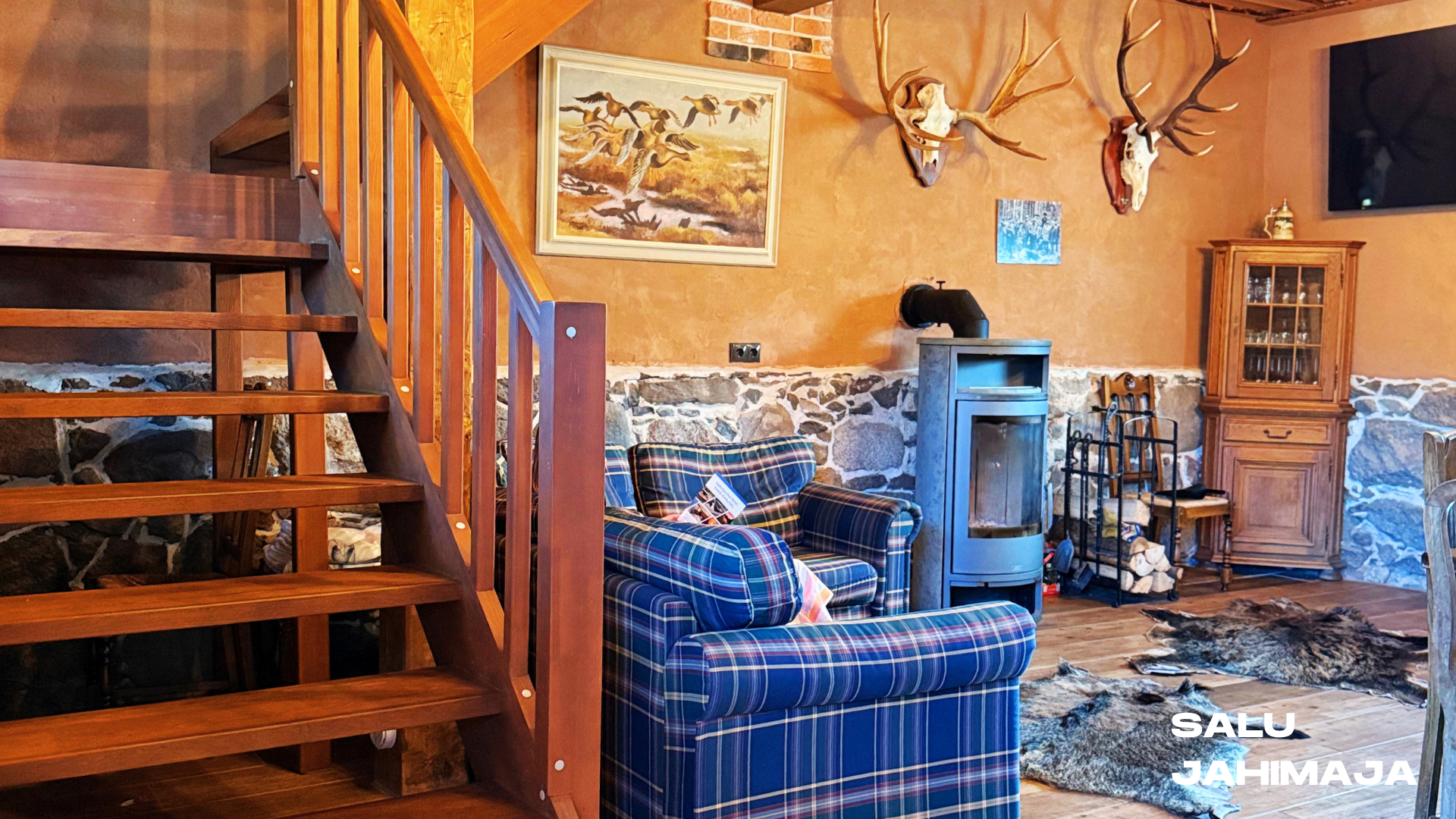 Living room of Salu Hunting House