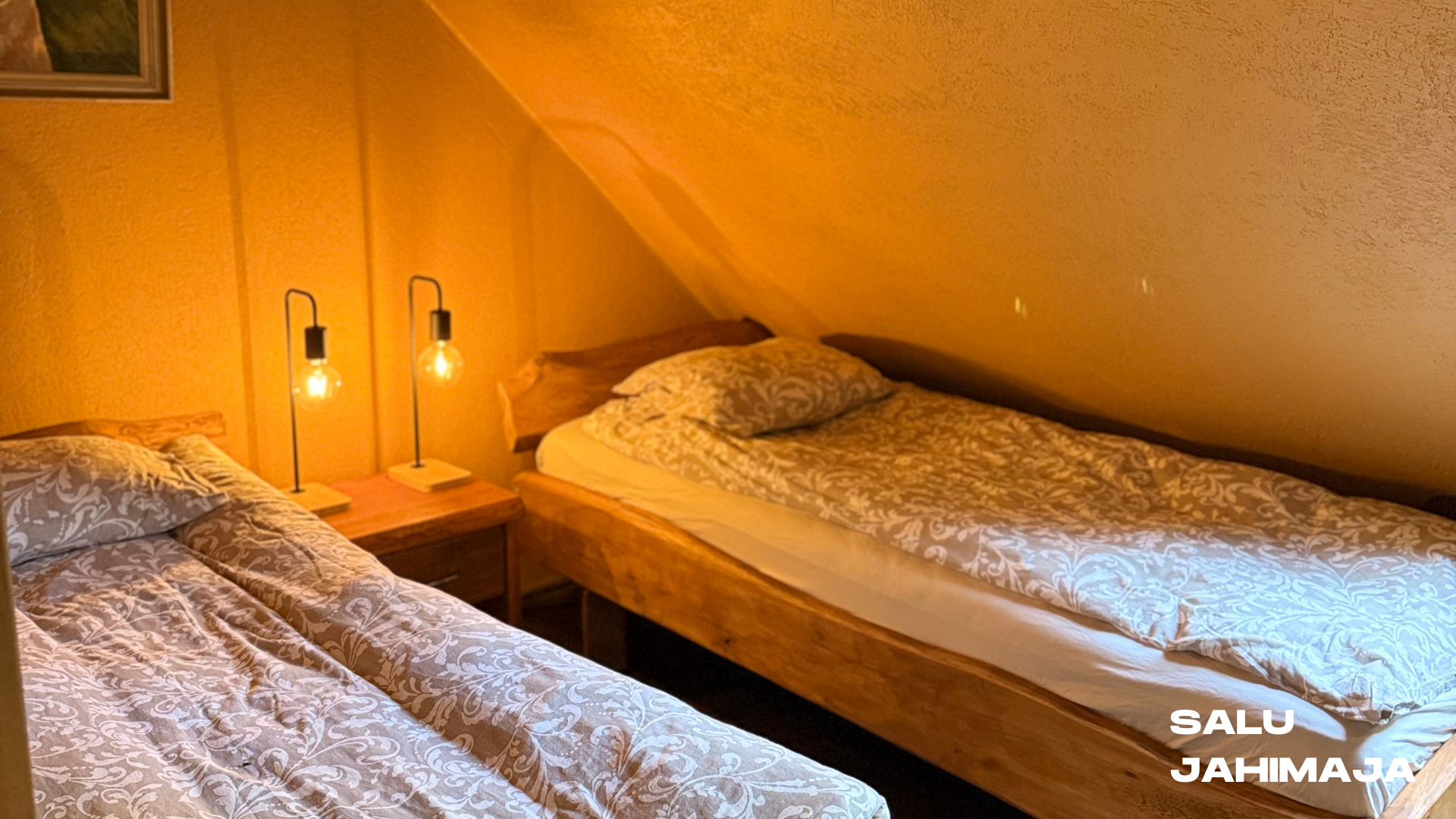 Salu Hunting House bedroom