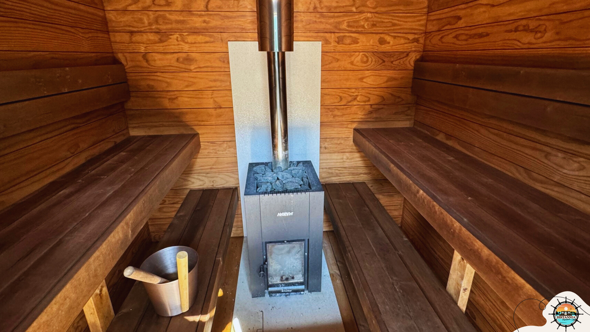 Pirts uz plosta "Britannia", lāva