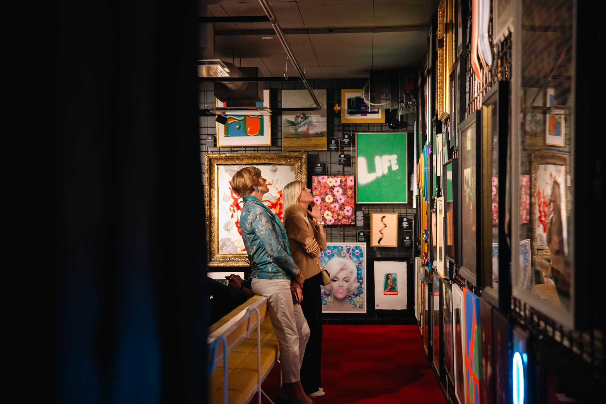 "Pop is more" näituse saal PoCos