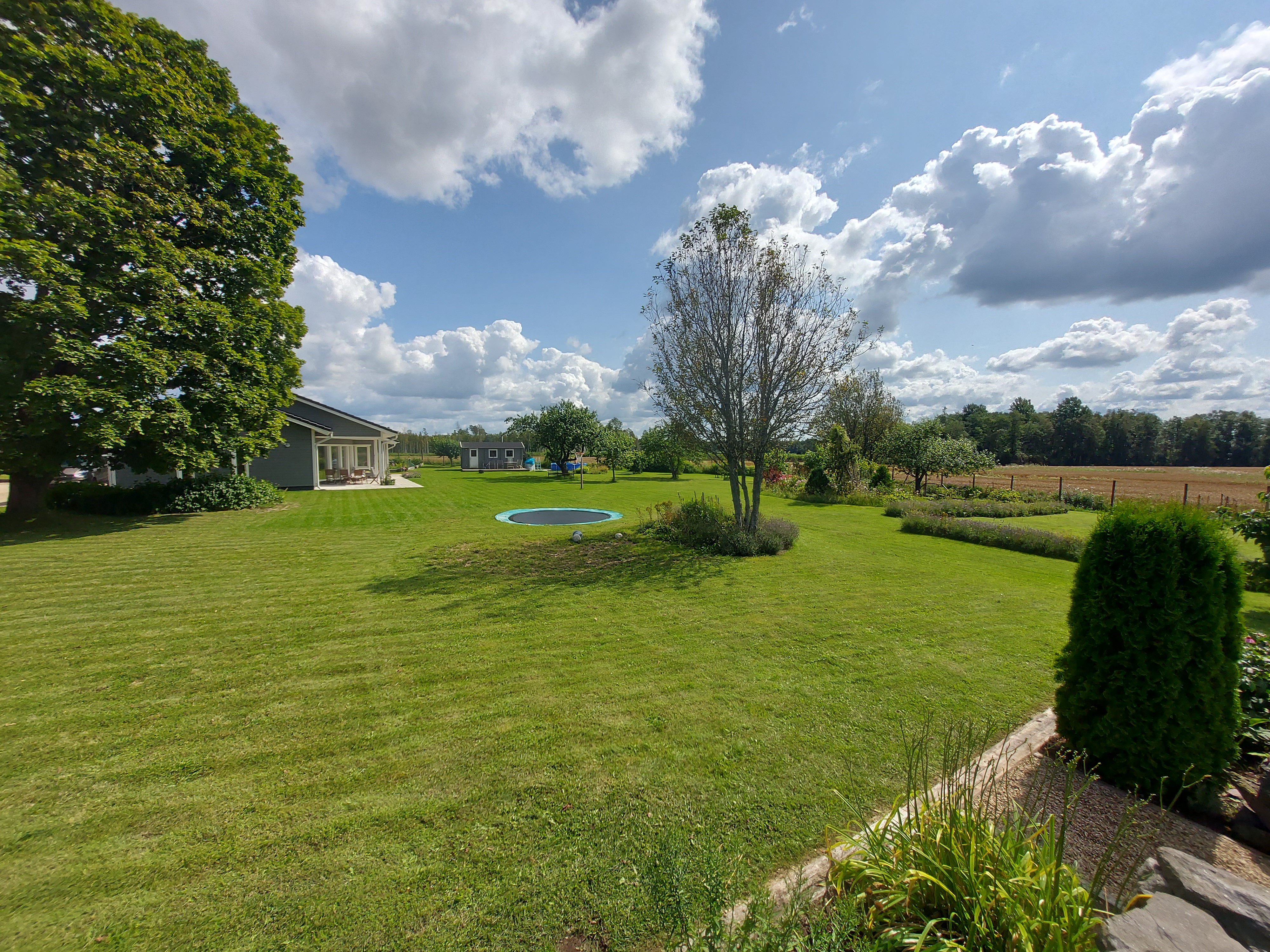 Kirsiaia Puhkemaja - õueala