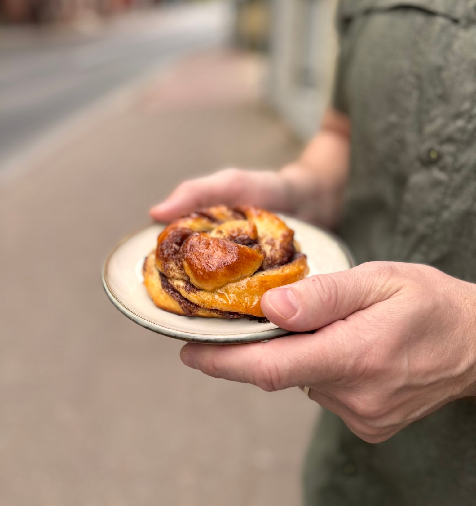 Värsked küpsetised kohvikus Aega On!