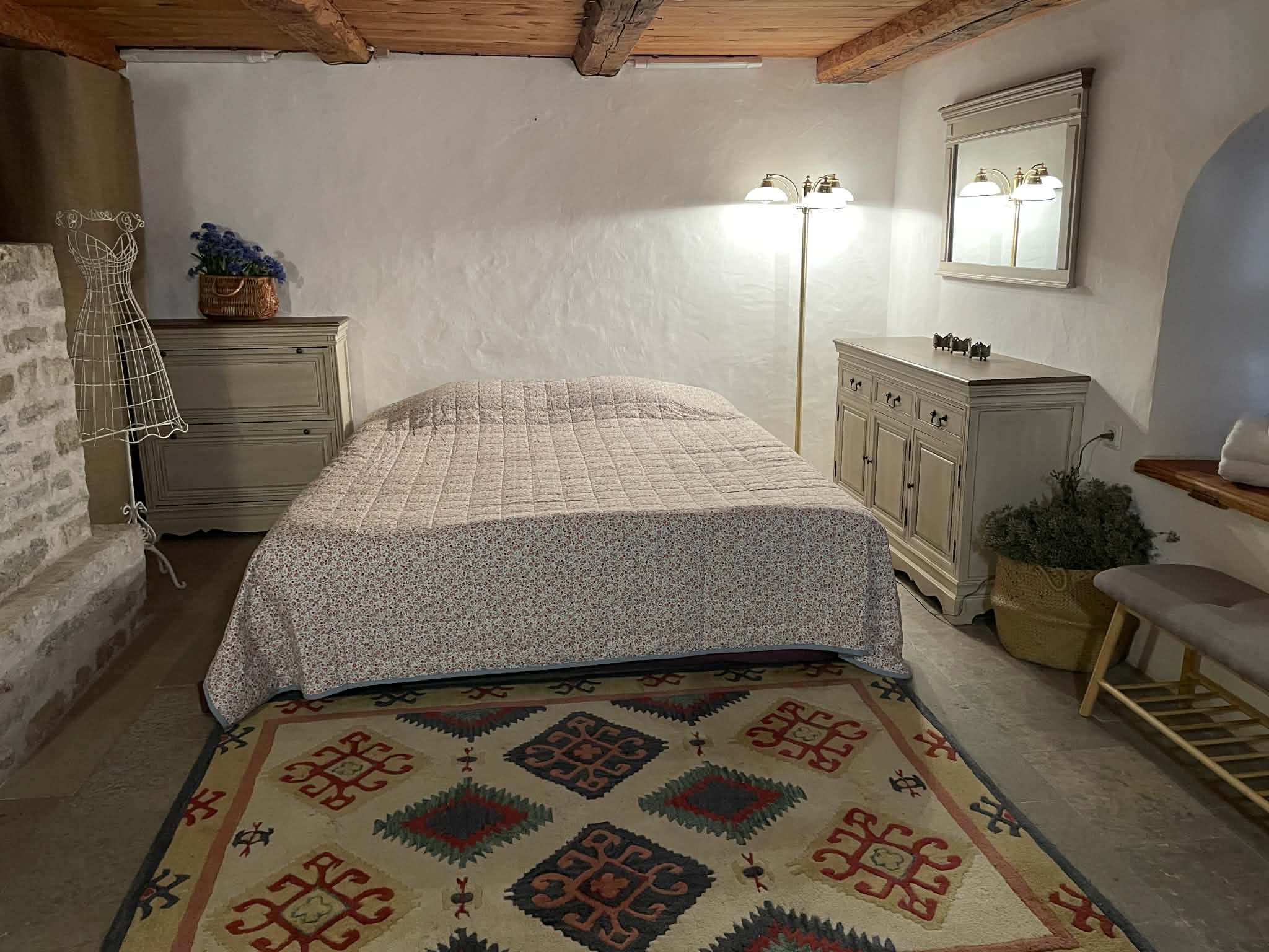 Tõlluste Villa magamistuba esimesel korrusel